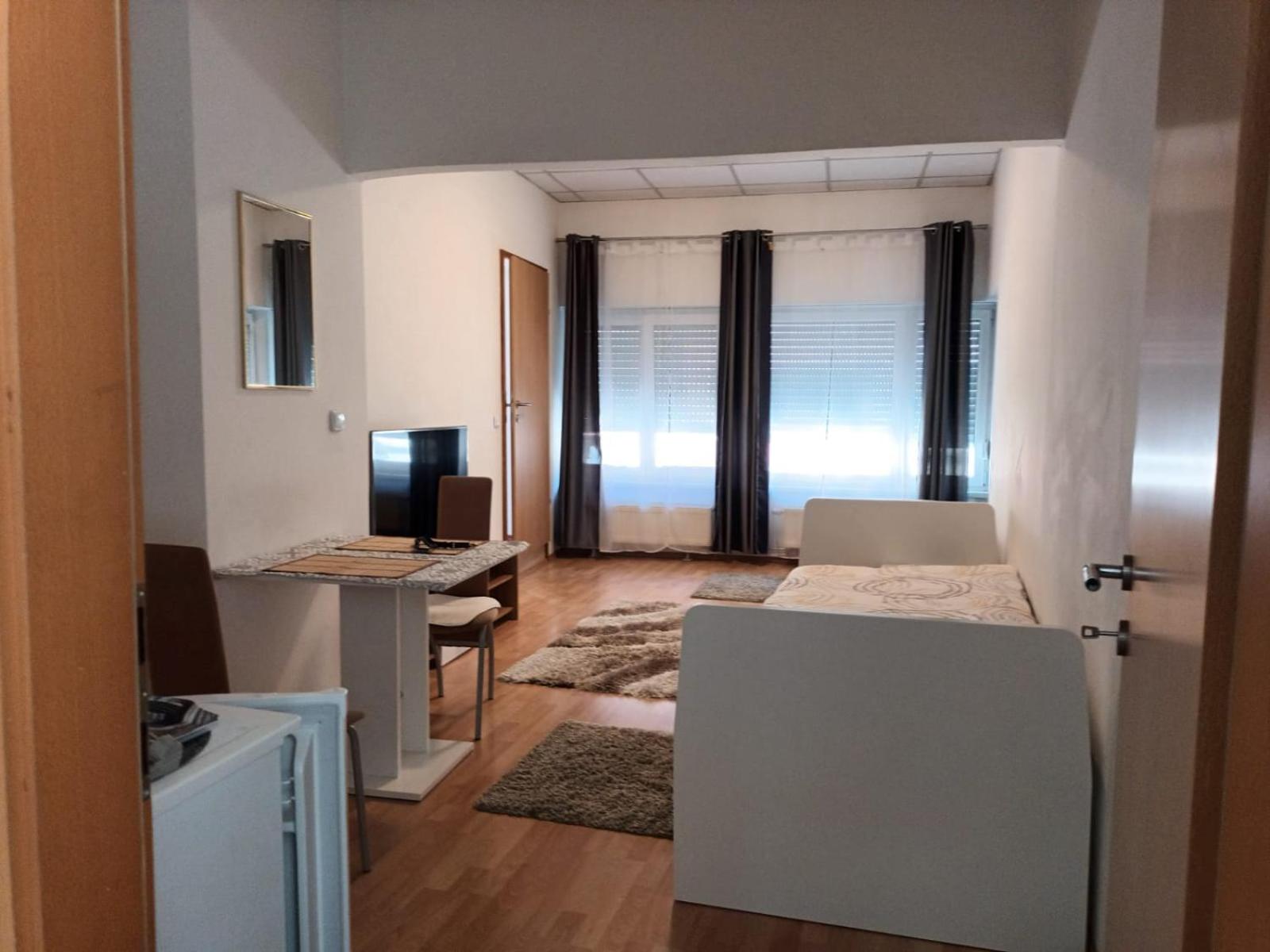 Privat Zimmer KF