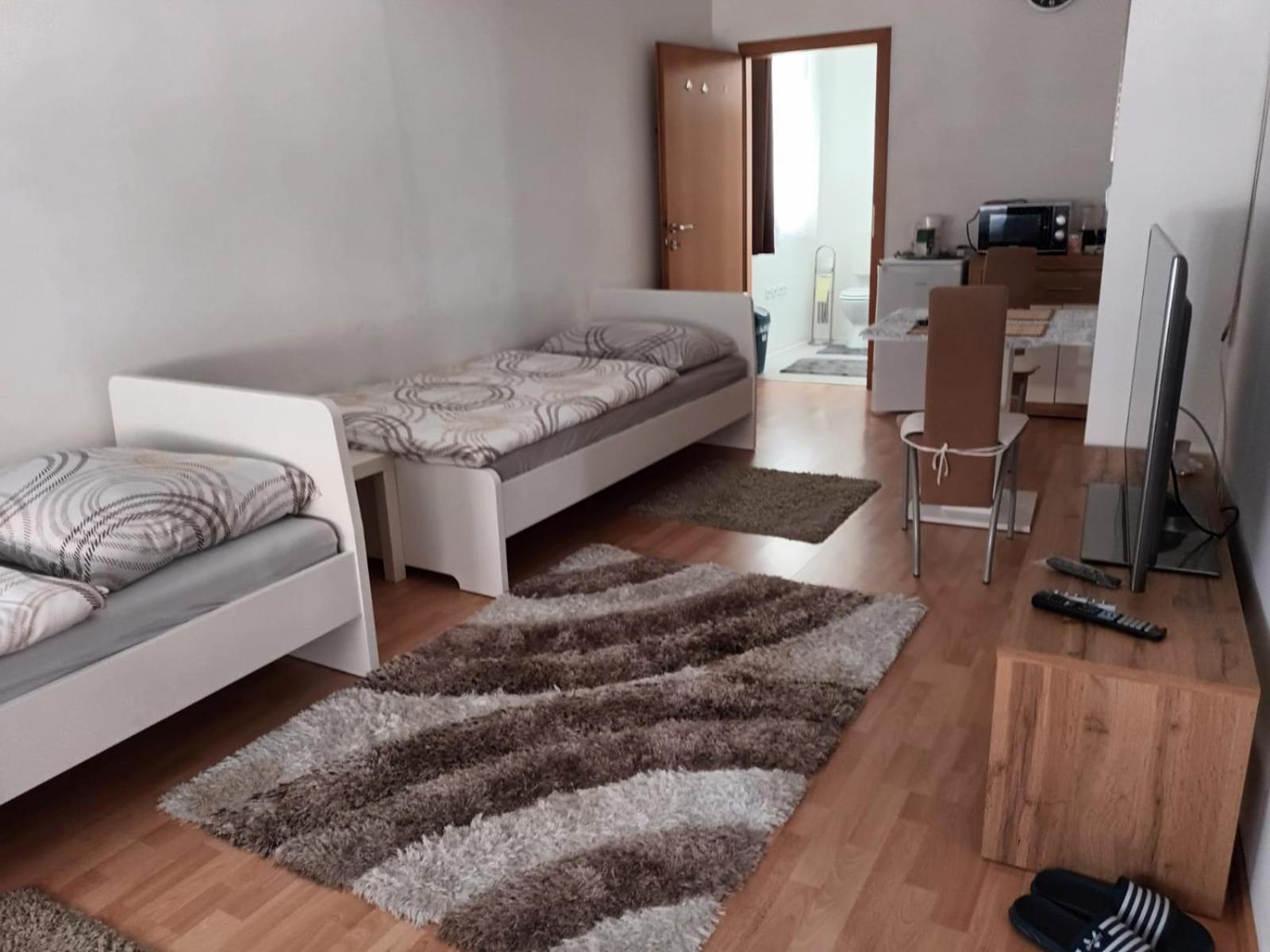 Privat Zimmer KF
