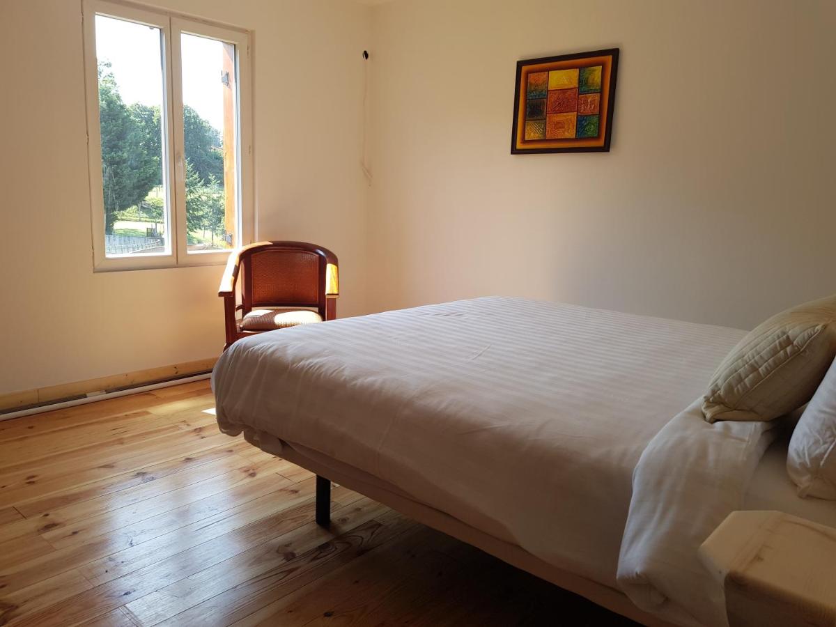 "La MAISON DE DANA" ENTRE ST MALO & MT ST MICHEL avec Piscine privative view 3