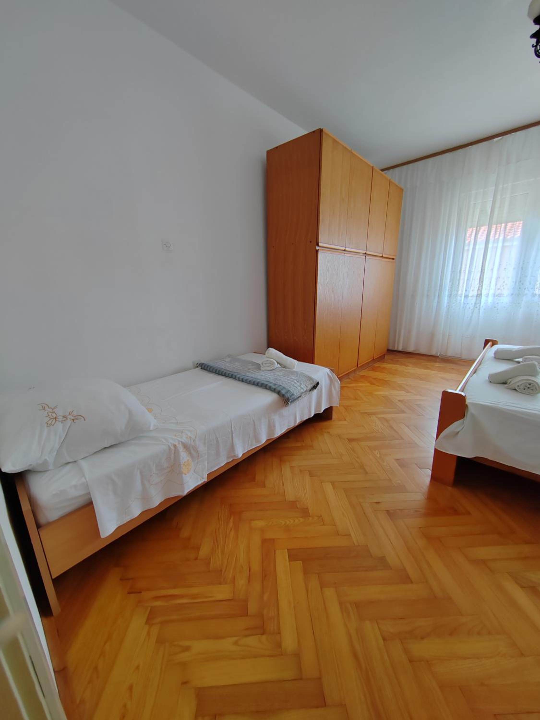 Apartments Kocijan
