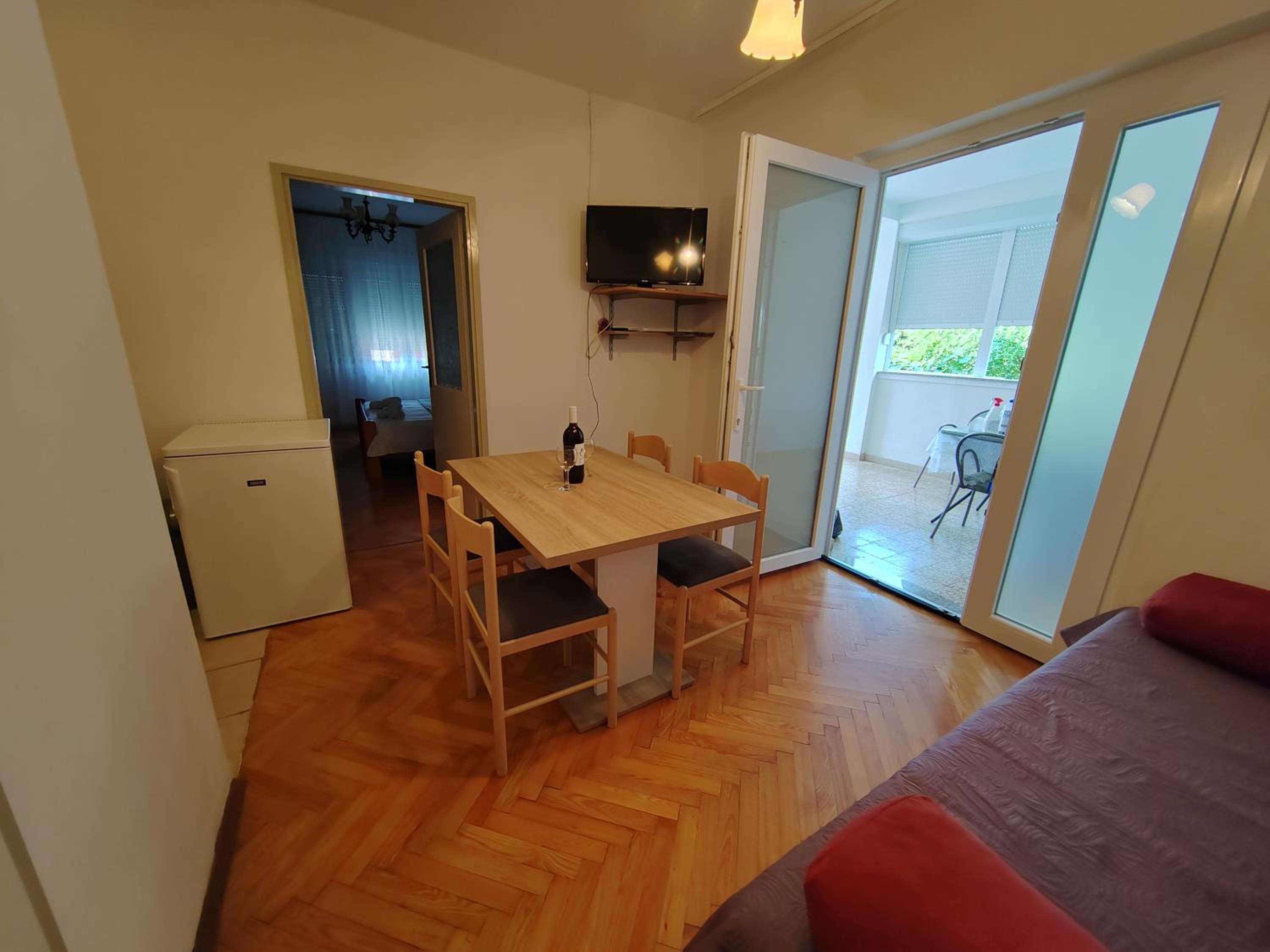 Apartments Kocijan