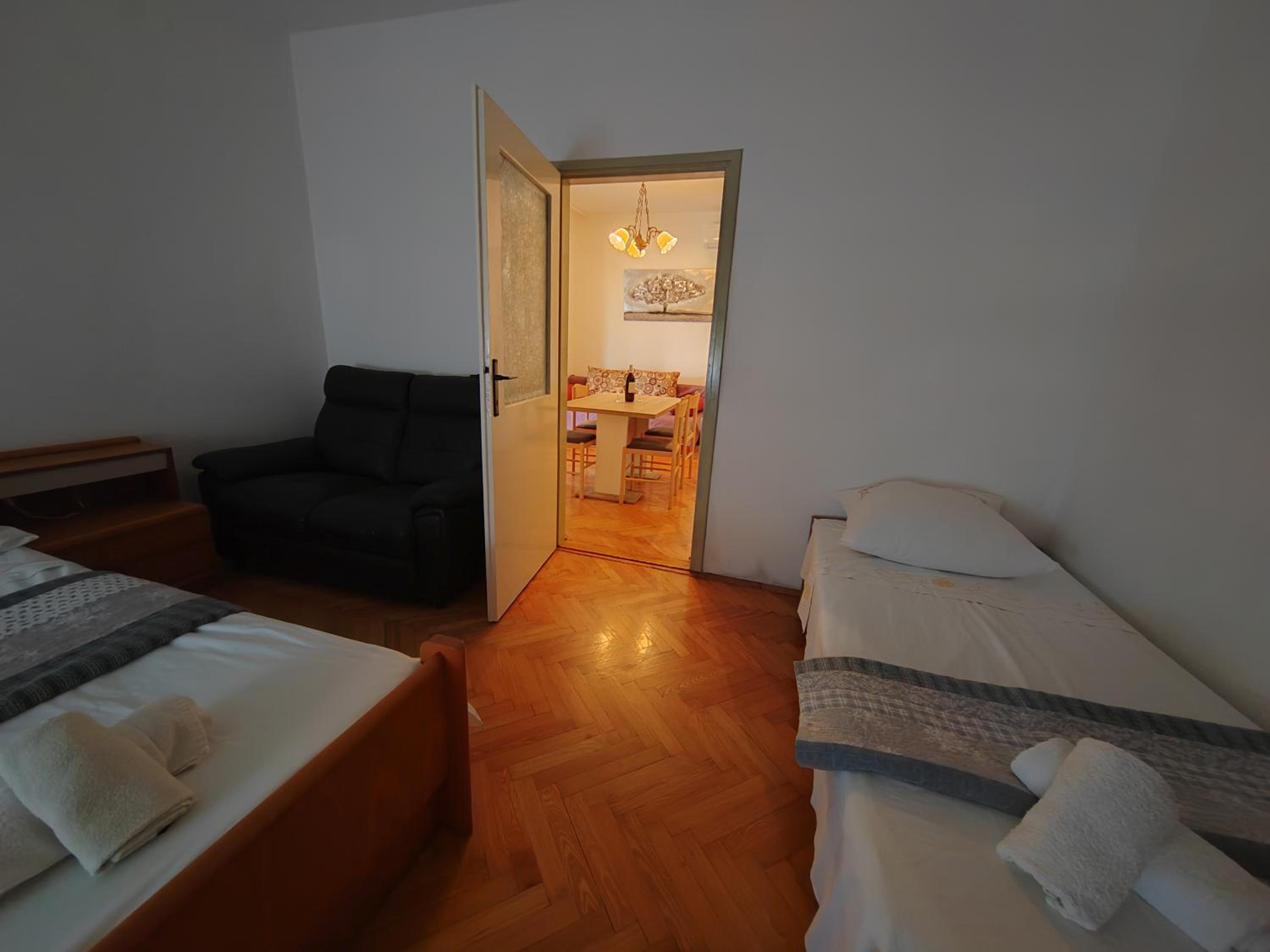 Apartments Kocijan