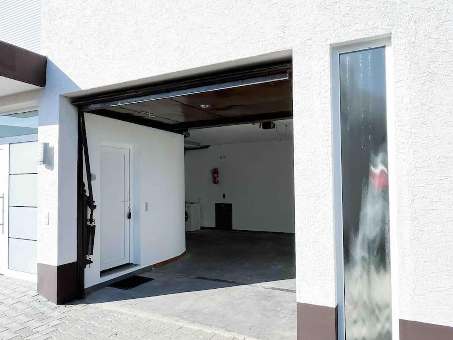 Apartment 100 qm im Weindorf - Balkon/Garage