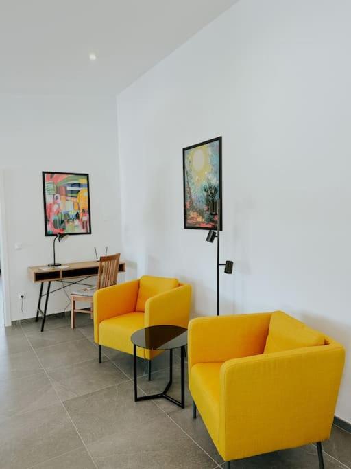 Apartment 100 qm im Weindorf - Balkon/Garage