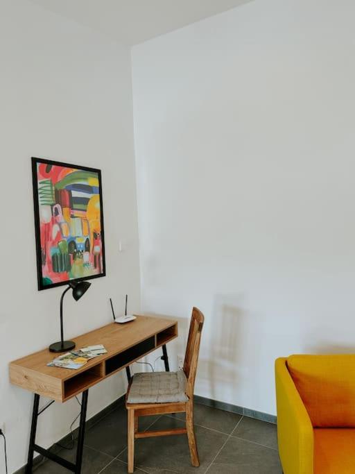 Apartment 100 qm im Weindorf - Balkon/Garage