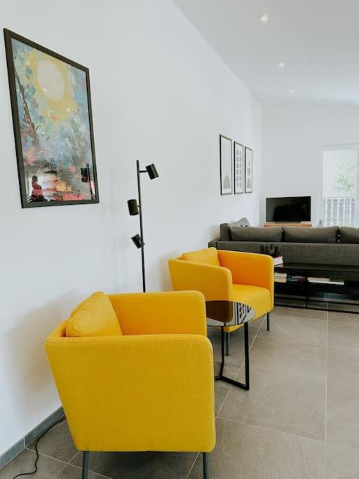 Apartment 100 qm im Weindorf - Balkon/Garage