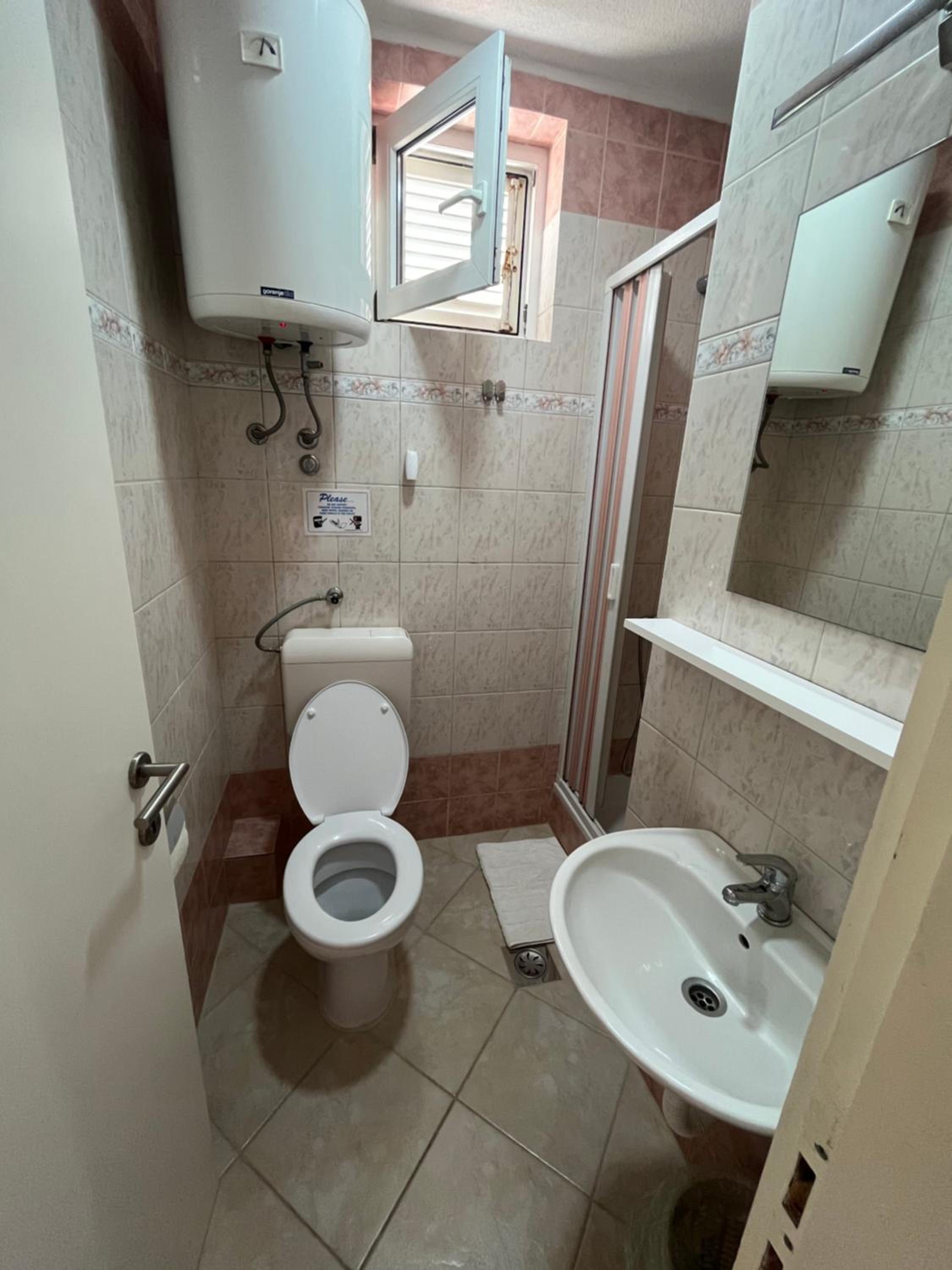 Apartments and Rooms Markovski