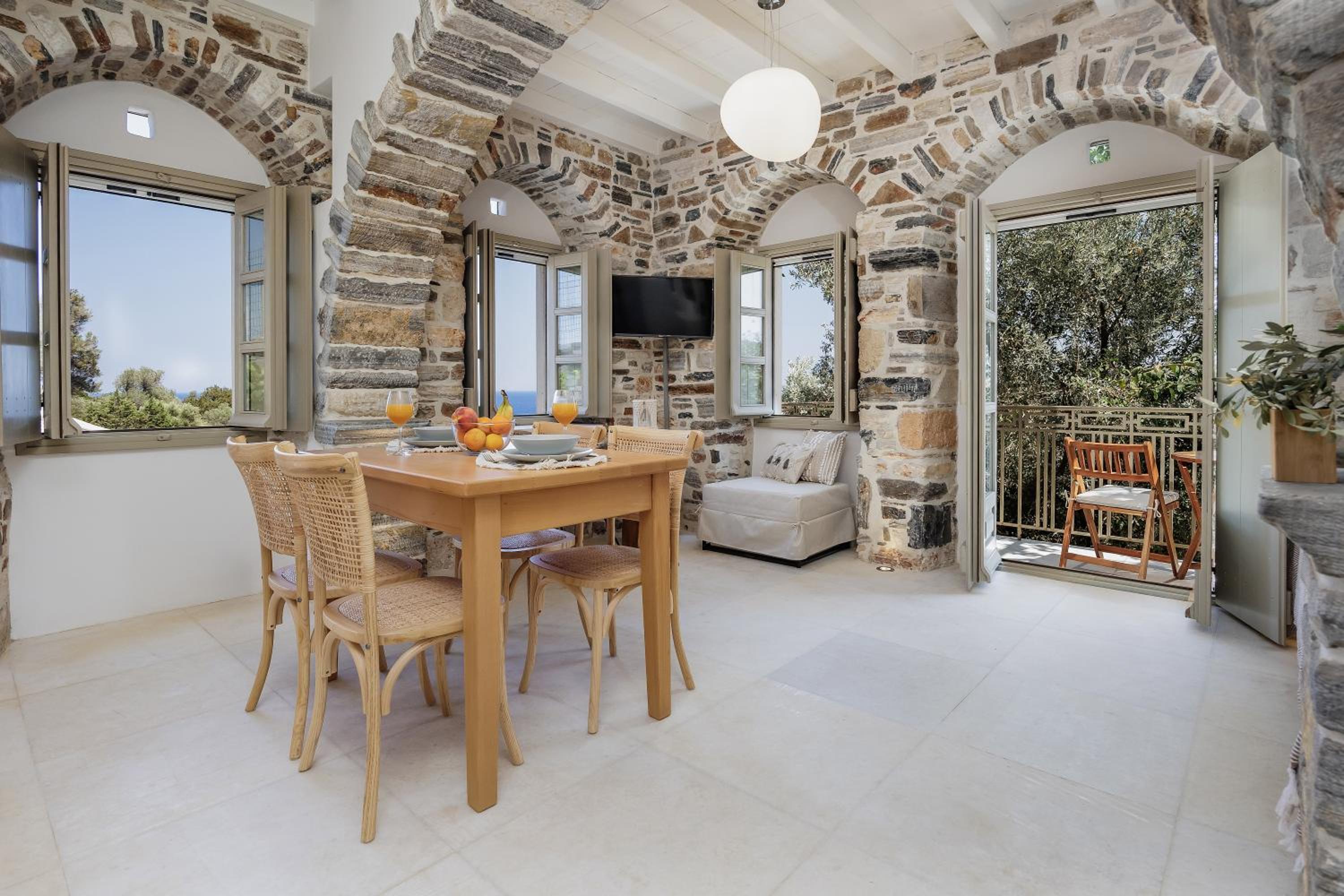 Zos Suites