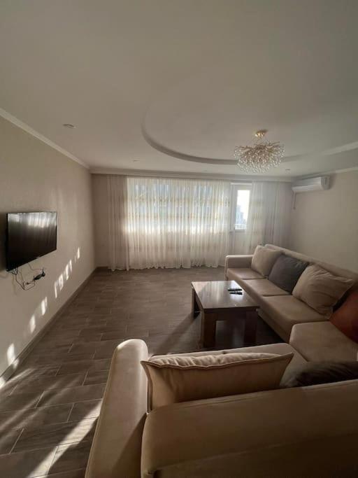 Cozy apartment en Batumi — hotel room
