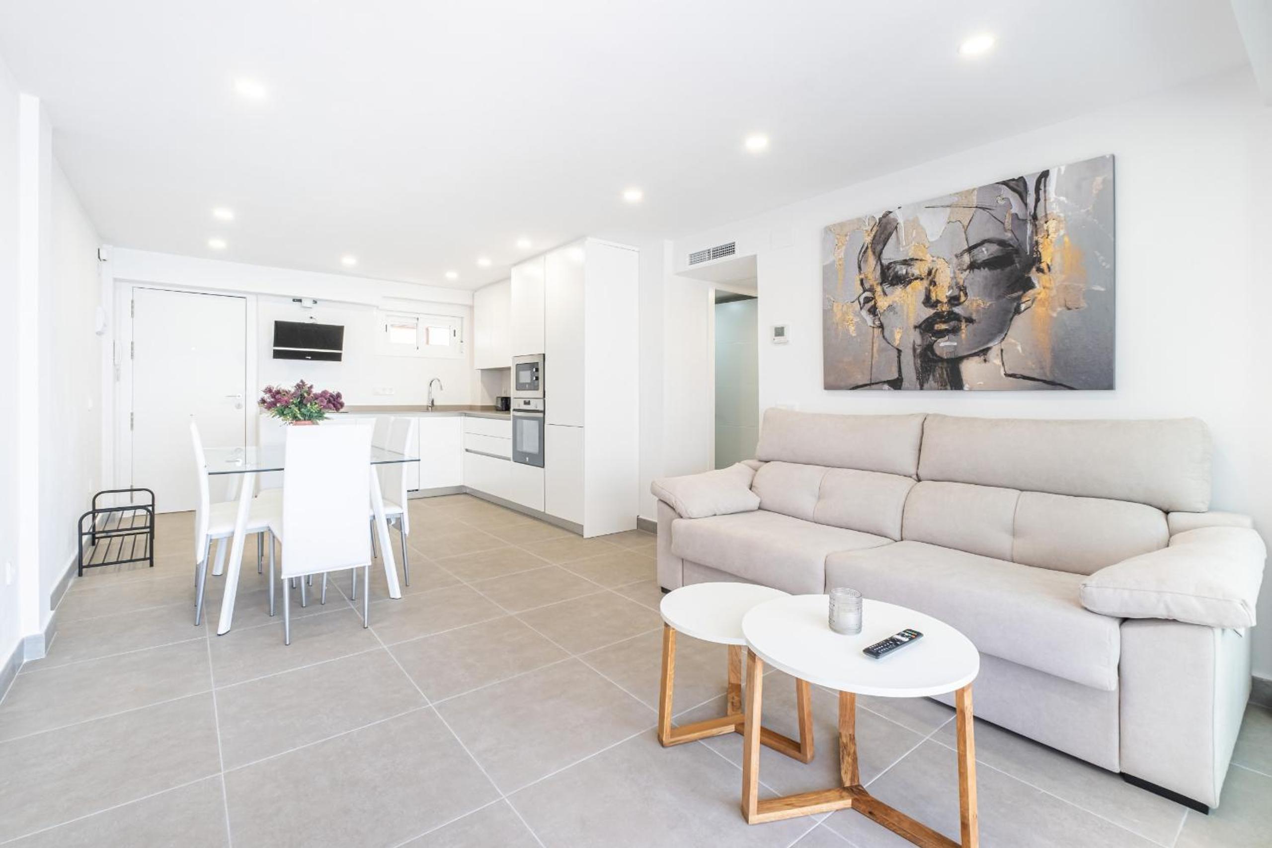 Halcon Deluxe 7-B Apartment Levante Beach view 2
