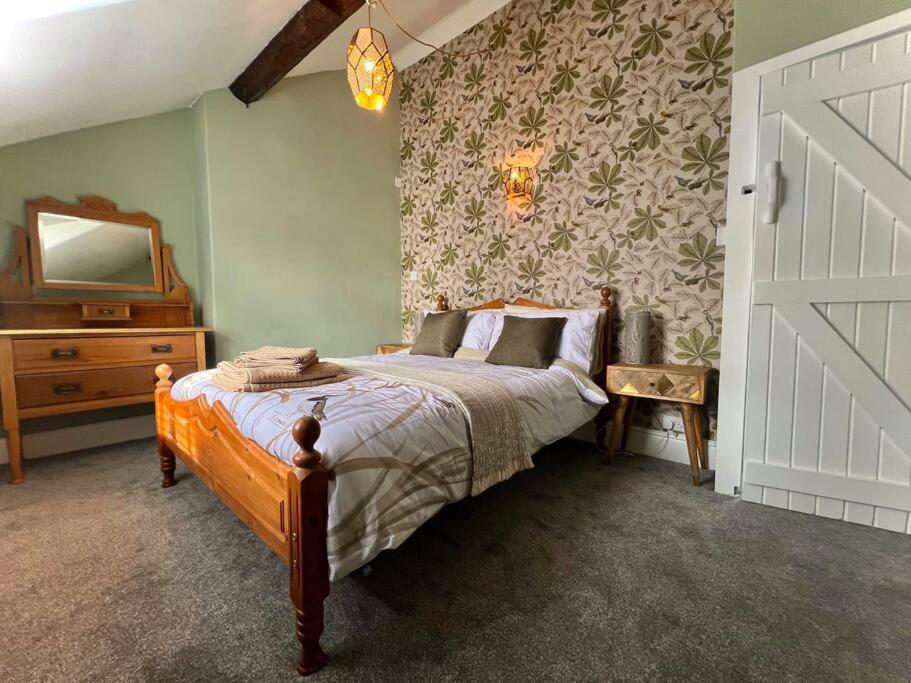 Honeysuckle Cottage
