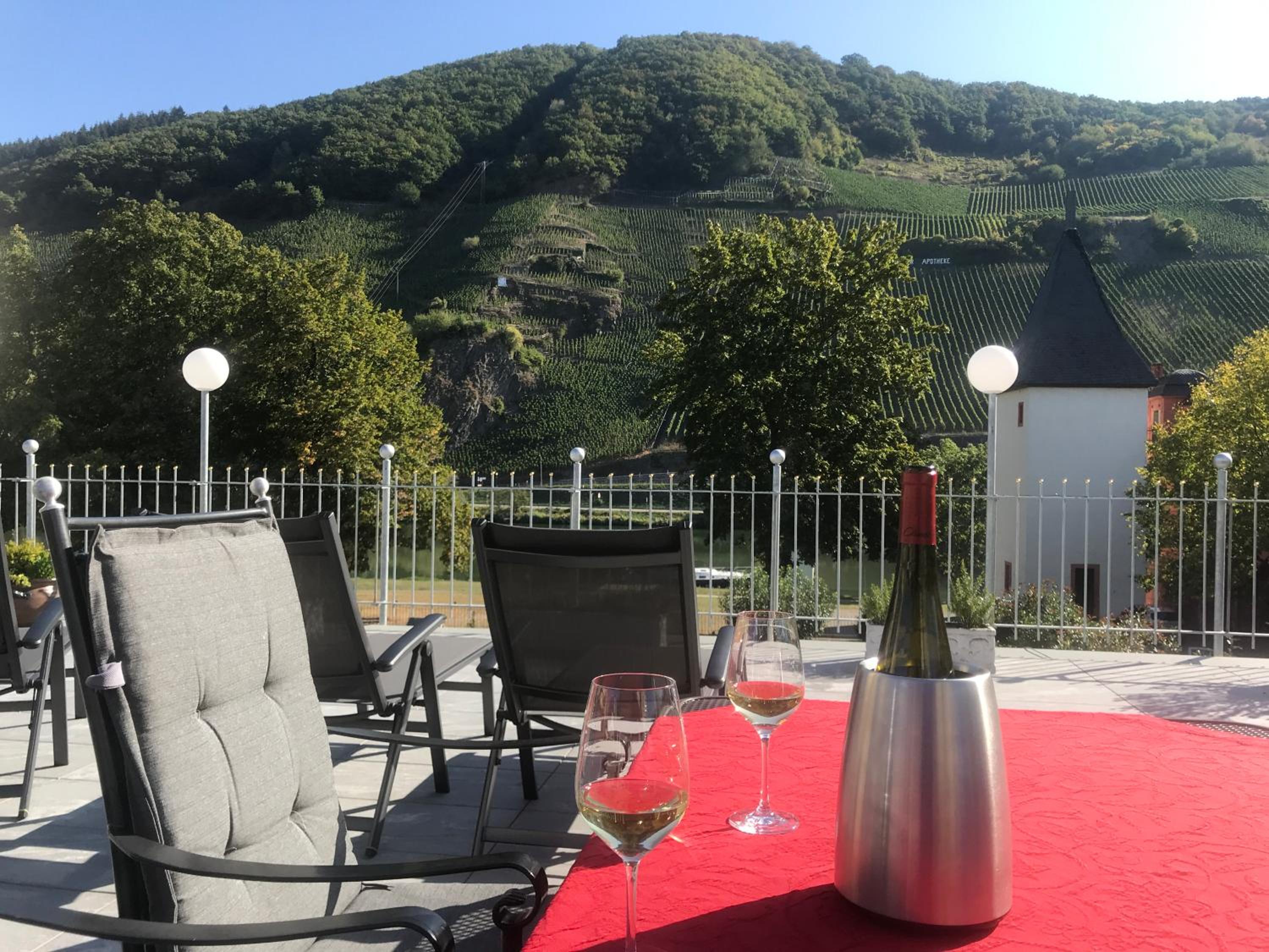 Gästehaus & Weingut Clüsserath-Weiler view 2
