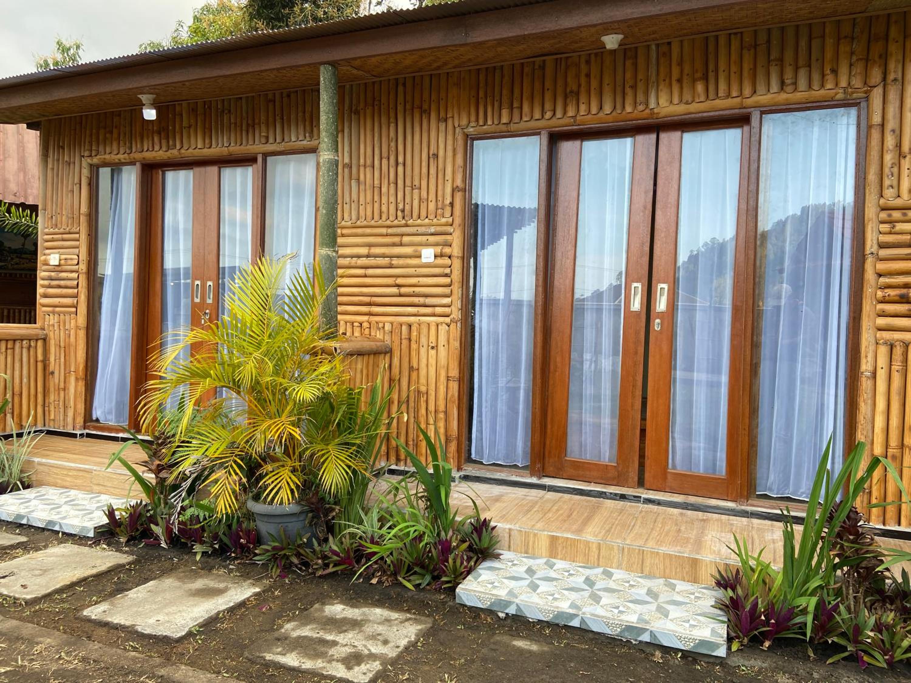 D'Yoga Bamboo House