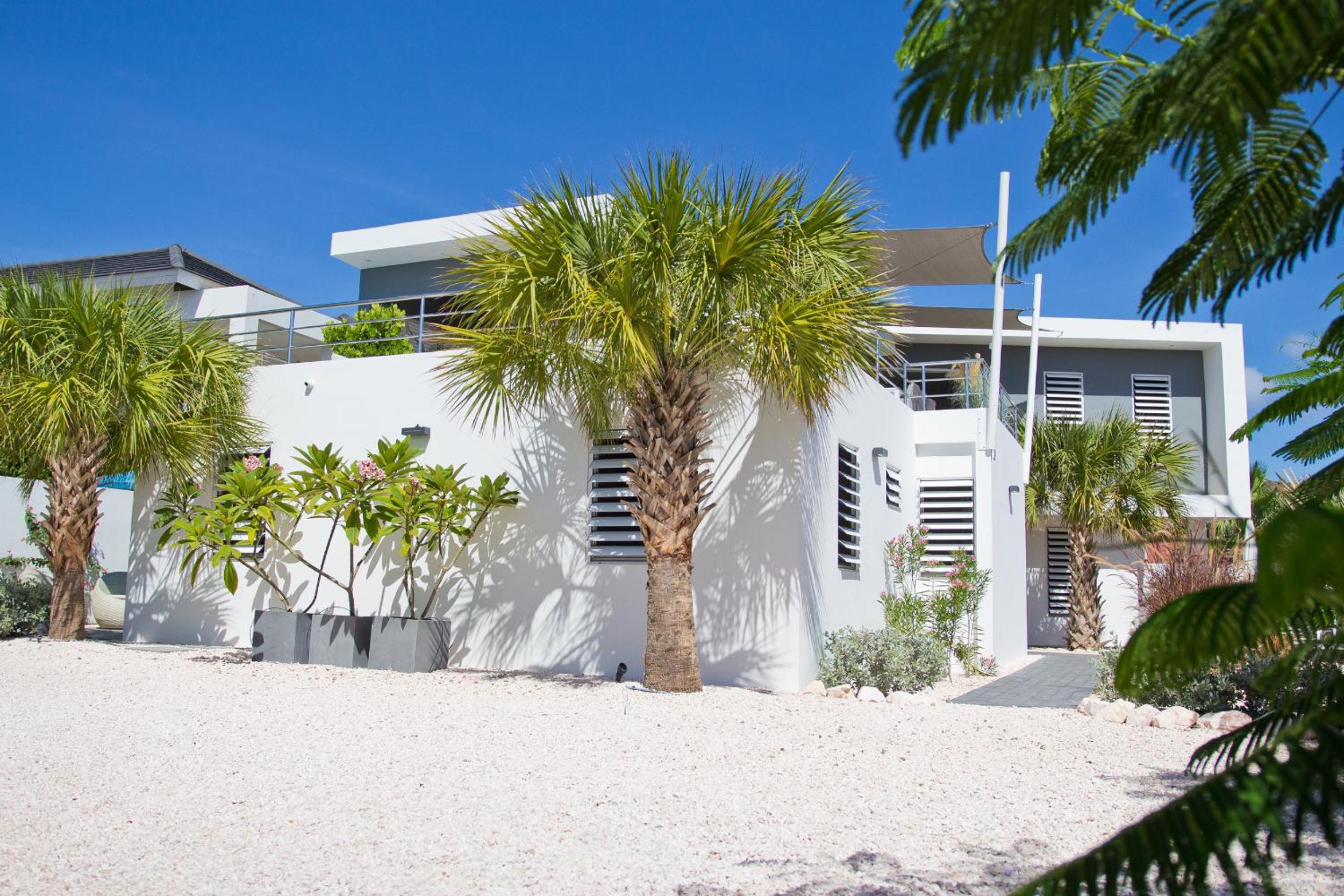 Tropical Eden Villa