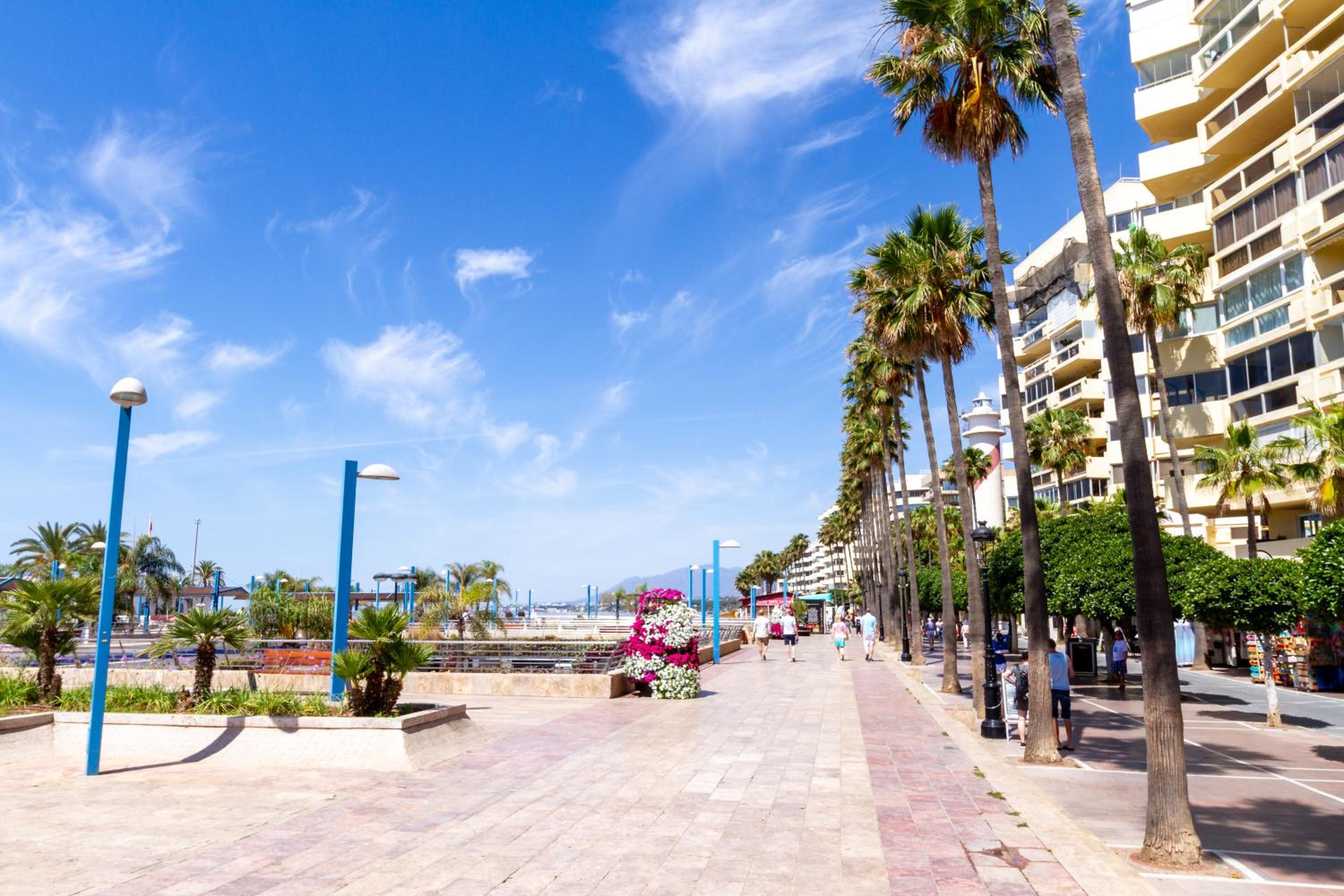 Marbella Vacations - MARBELLA BANUS SUITES - Marbella Marysol Beachfront Apartment I - Property Image 15