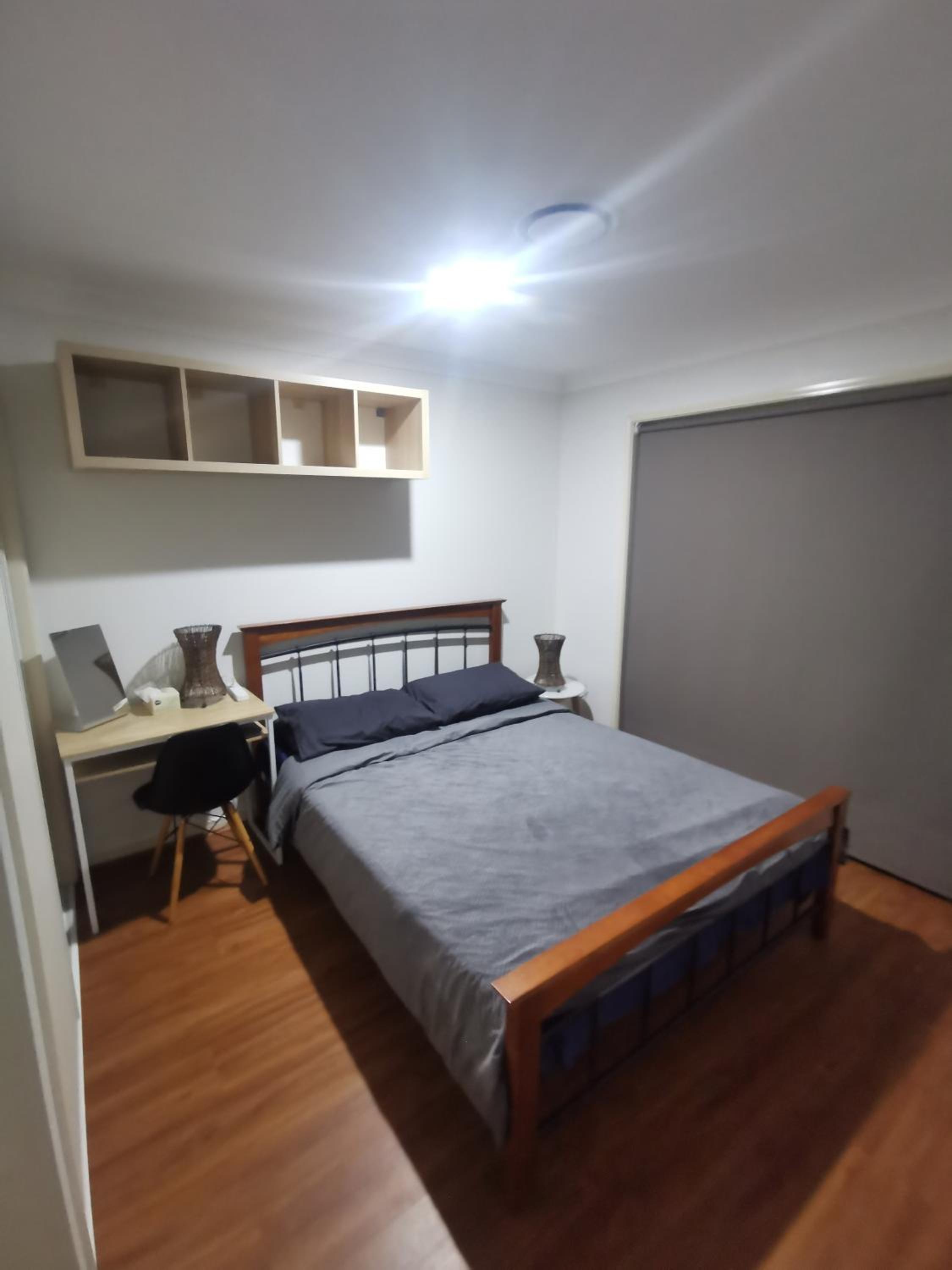 Shared house with other guests near shopping center and theme parks