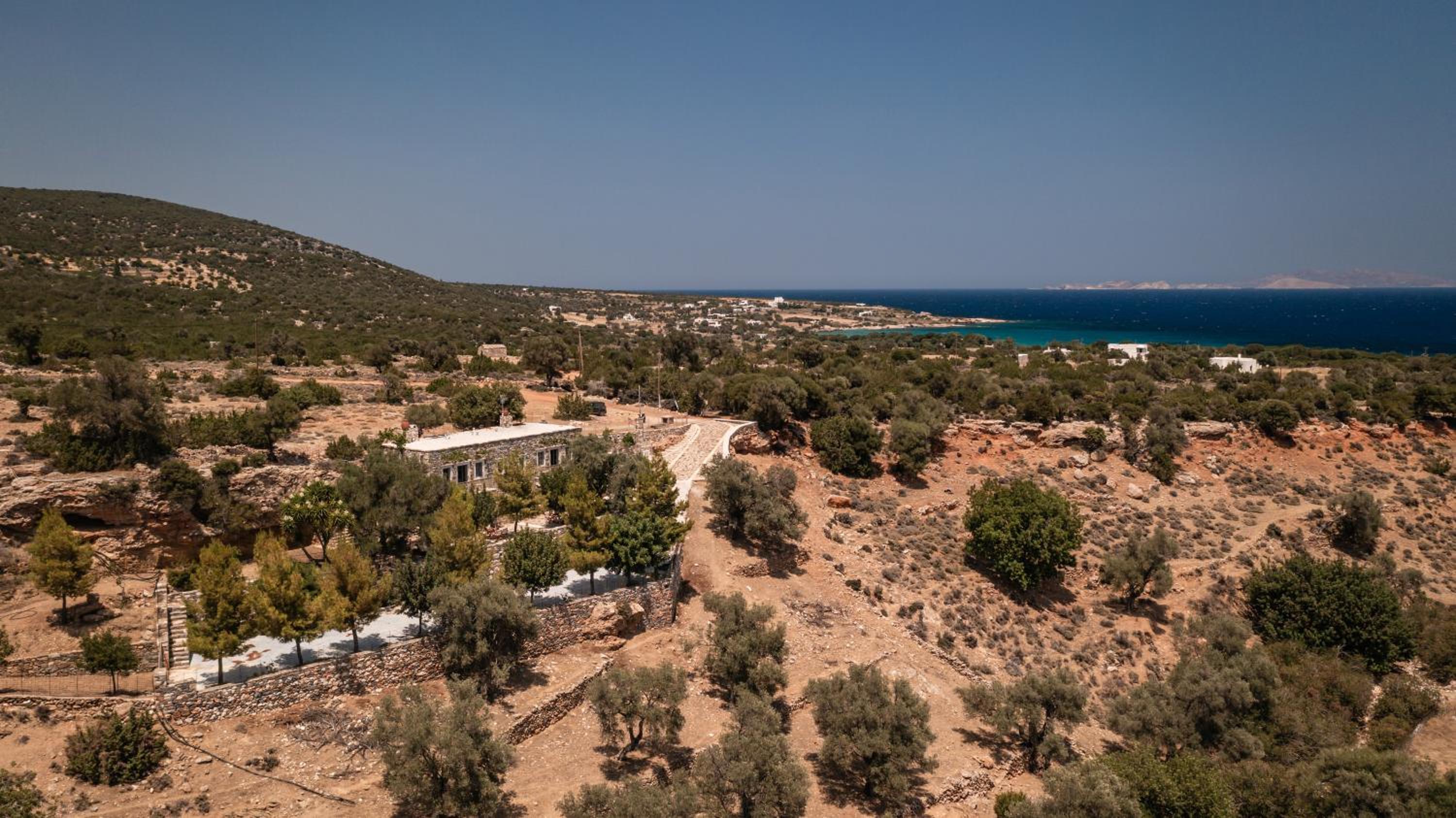 Zos Suites