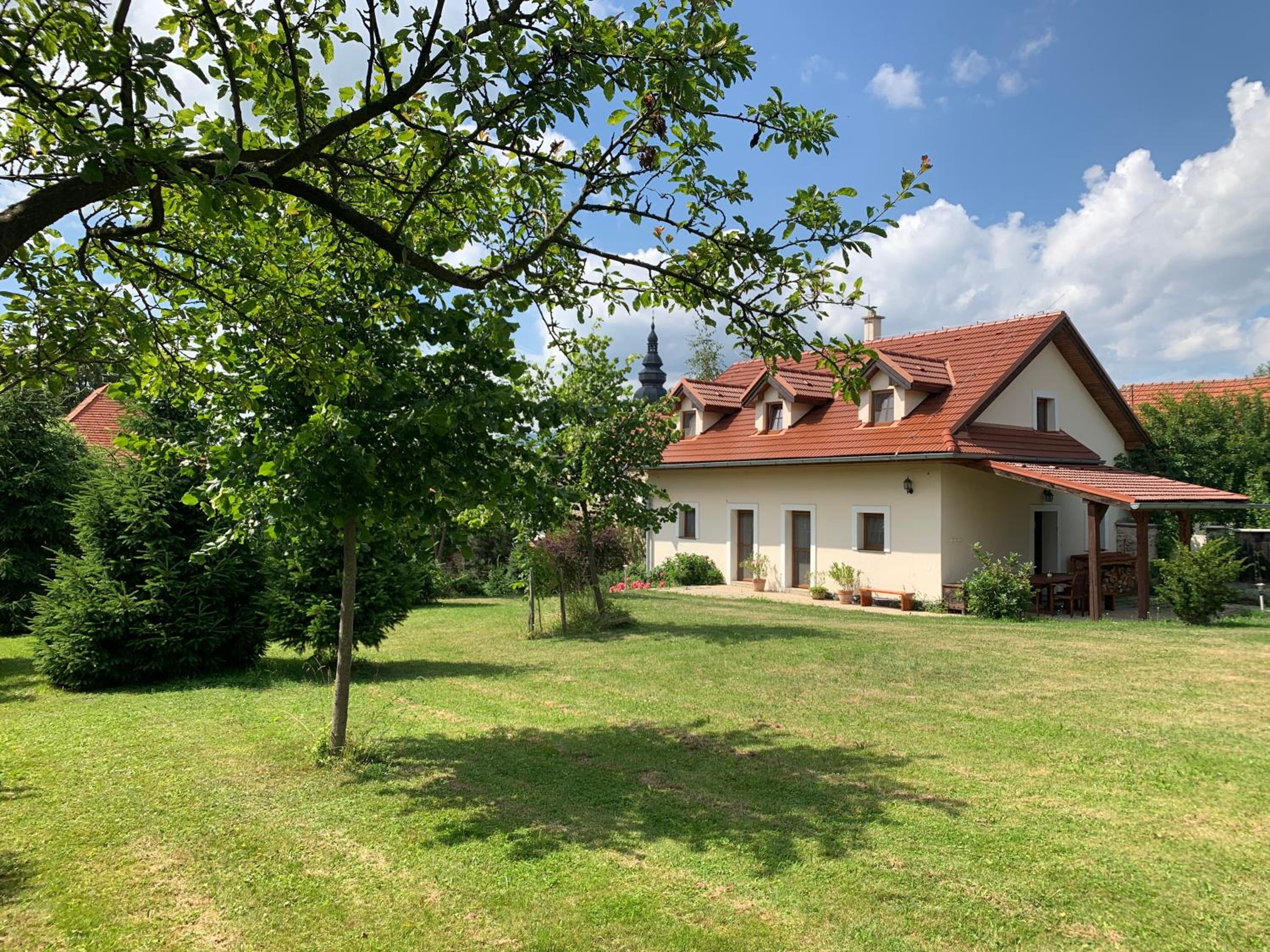 Villa Lypche view 4
