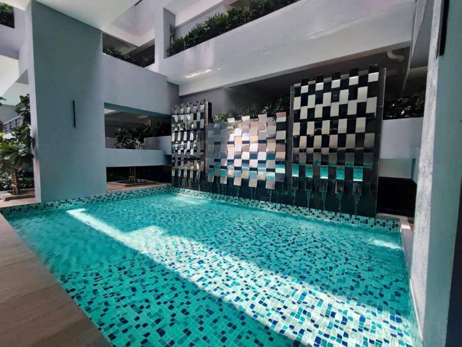 Neu Suites 3rdNvenue near KLCC - Cozy 2 Bedroom Apartment