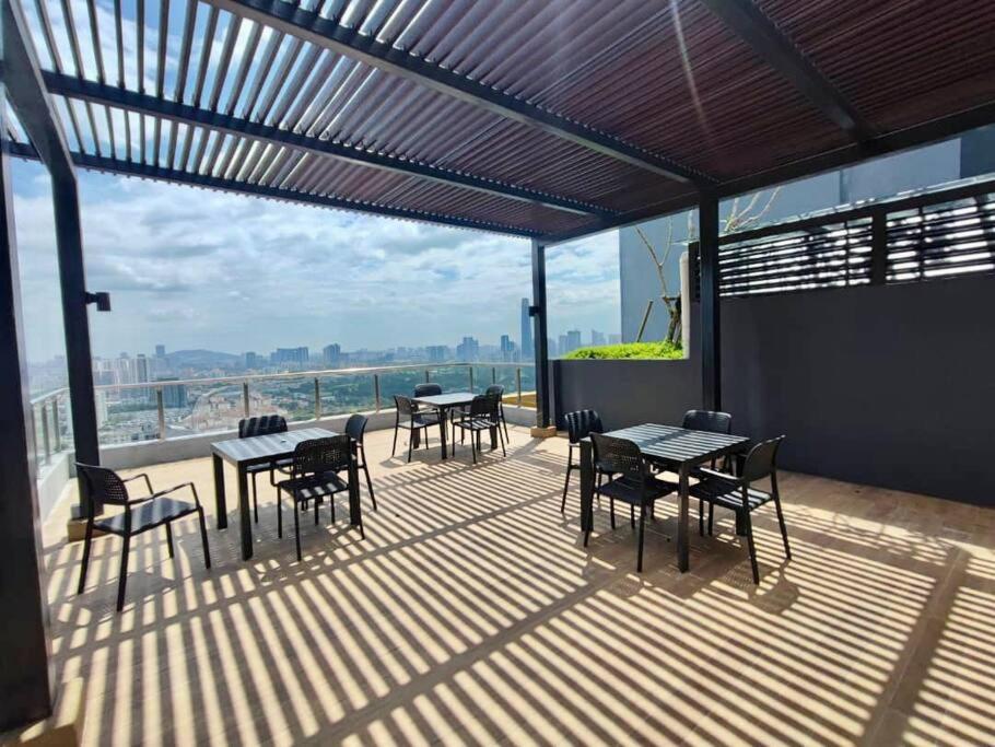 Neu Suites 3rdNvenue near KLCC - Cozy 2 Bedroom Apartment