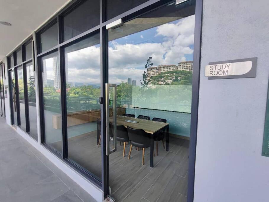 Neu Suites 3rdNvenue near KLCC - Cozy 2 Bedroom Apartment