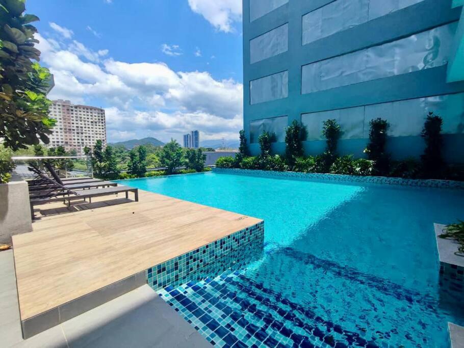 Neu Suites 3rdNvenue near KLCC - Cozy 2 Bedroom Apartment
