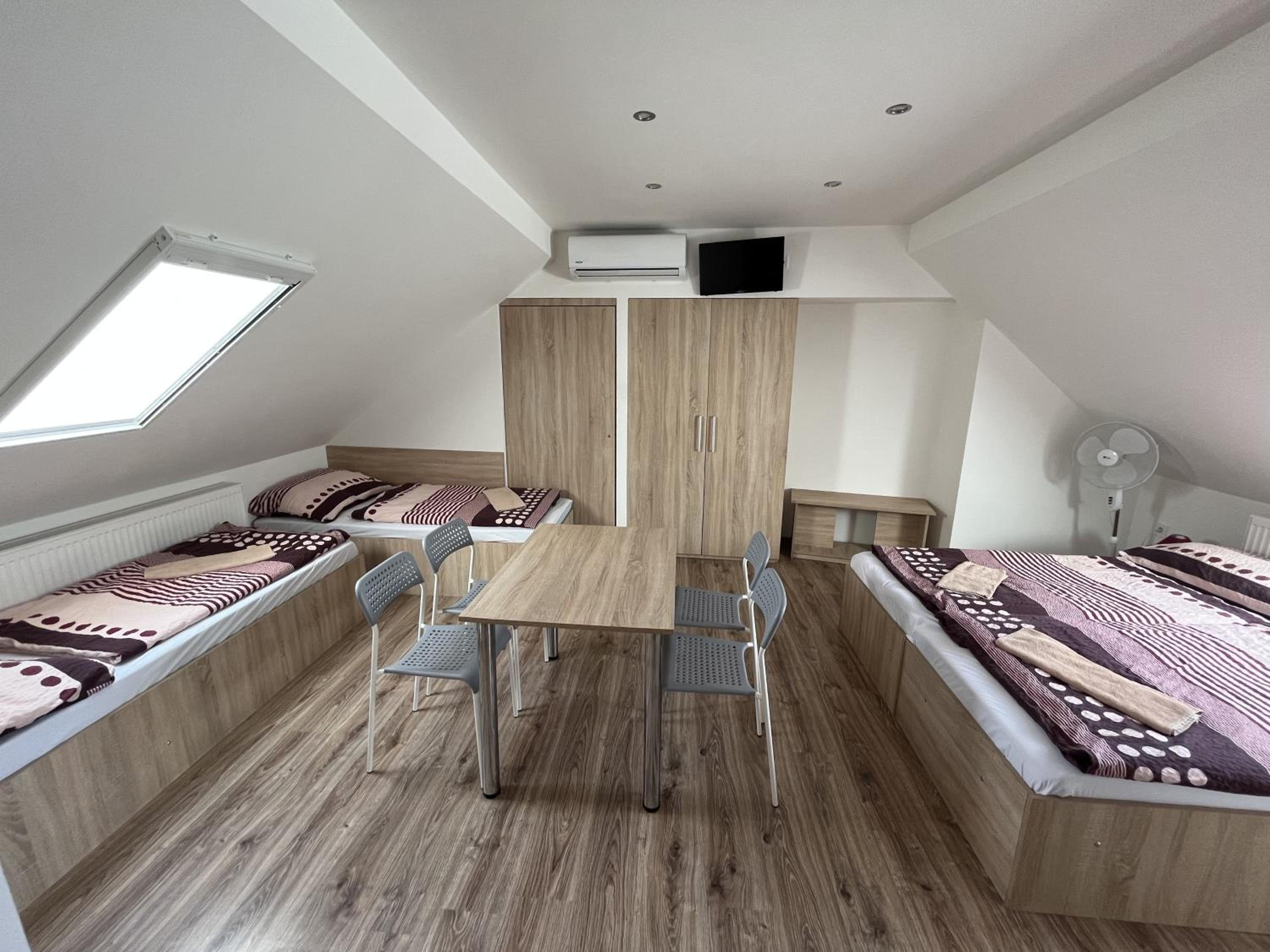Photo 27