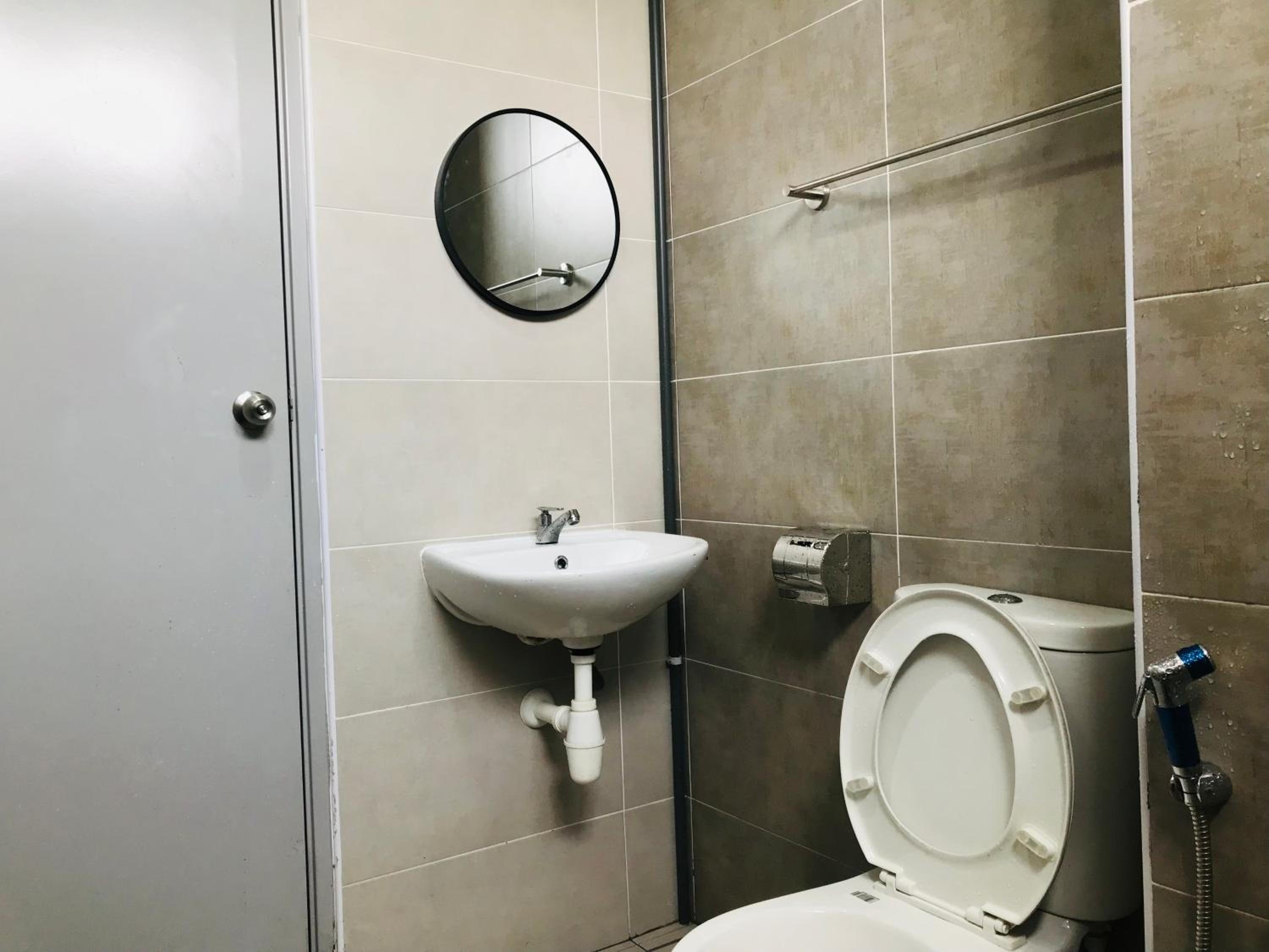 Photo 18