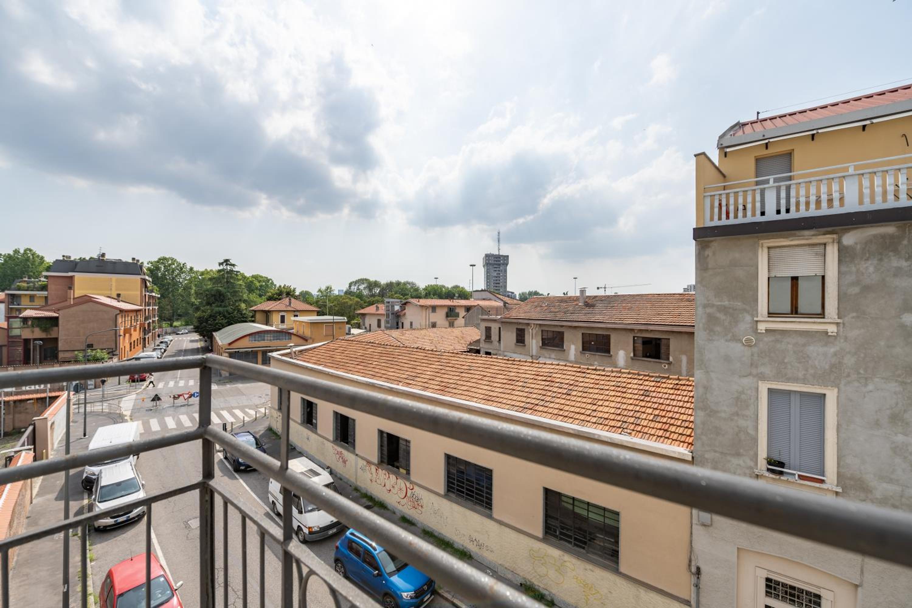 SMART SUITE MILANO NEAR METRO