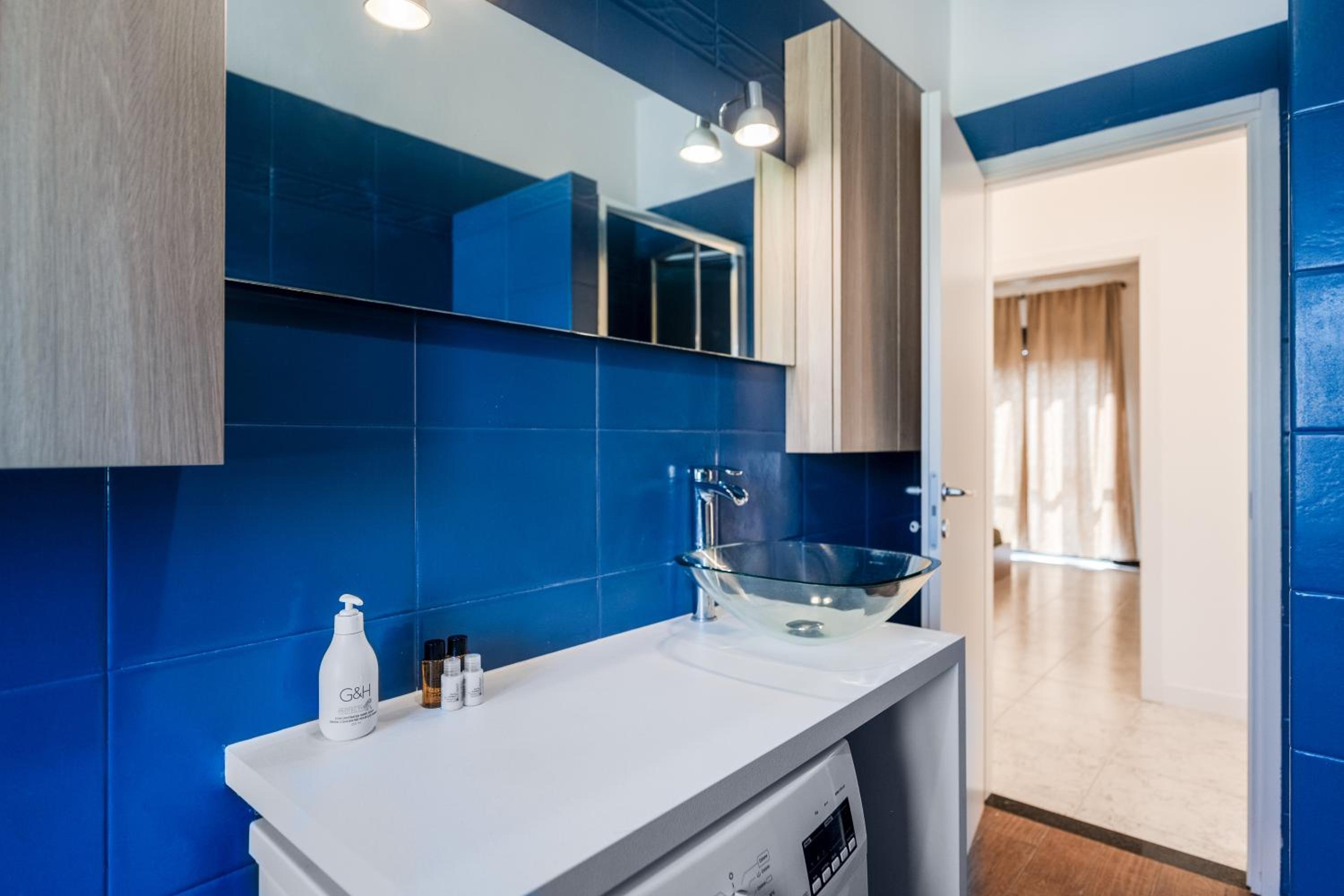 SMART SUITE MILANO NEAR METRO
