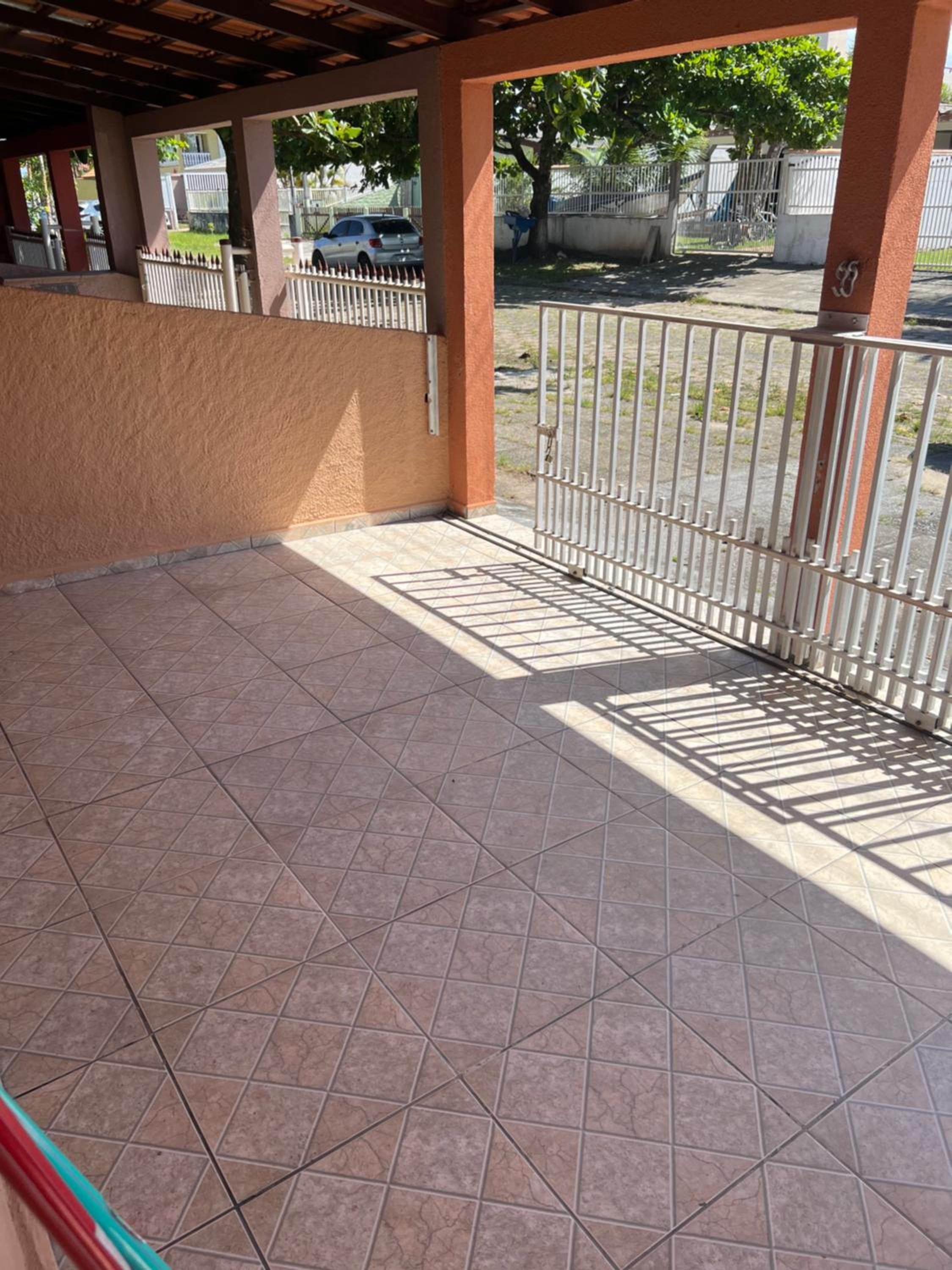 Sobrado a 50 metros da praia