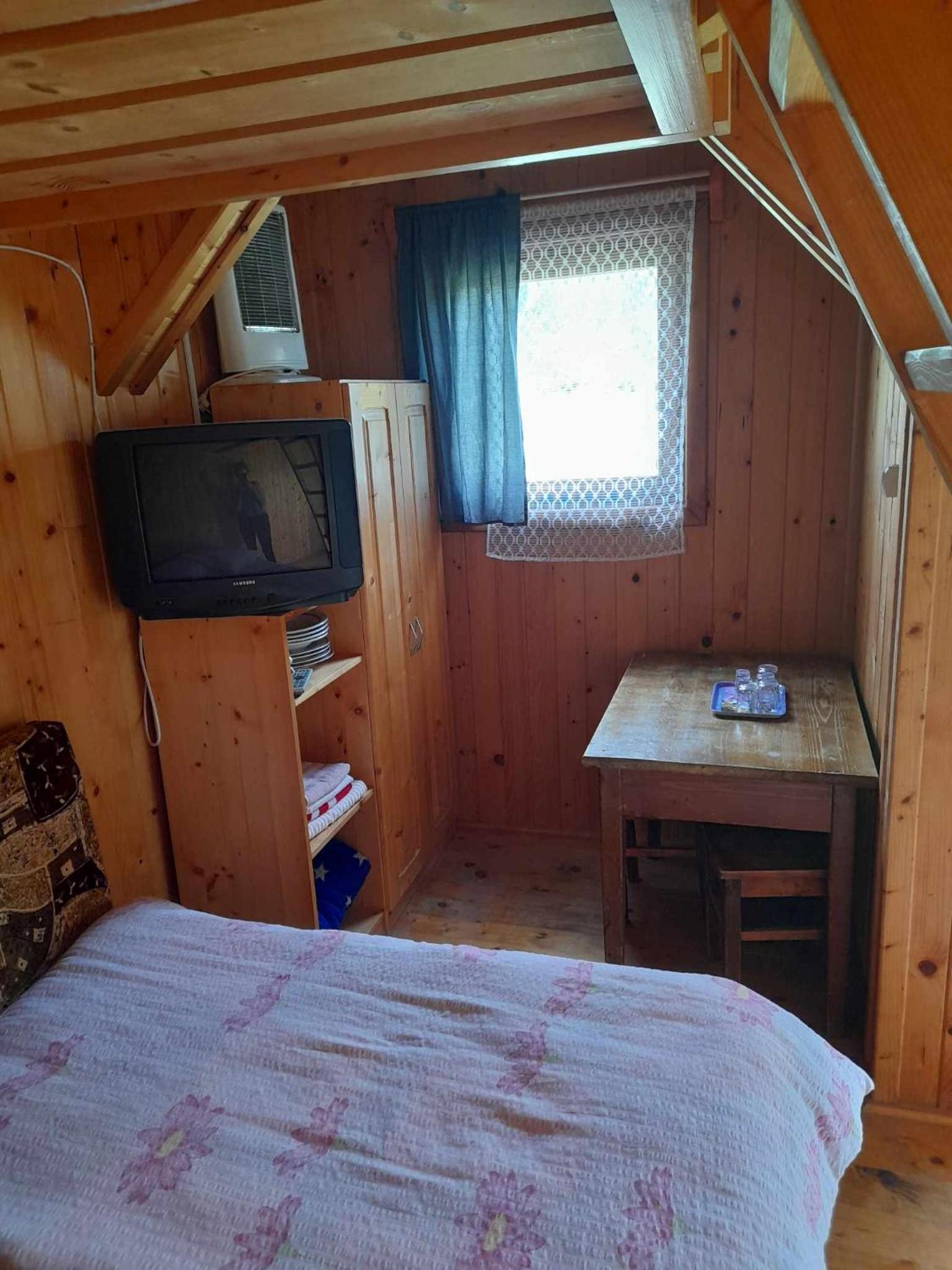 Căsuțele de oaspeți Margó Vendégházikók