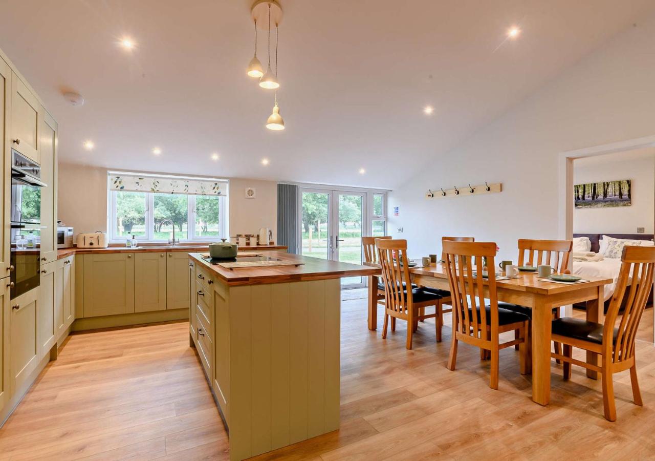 10 Bed in Barsham oc-rrest