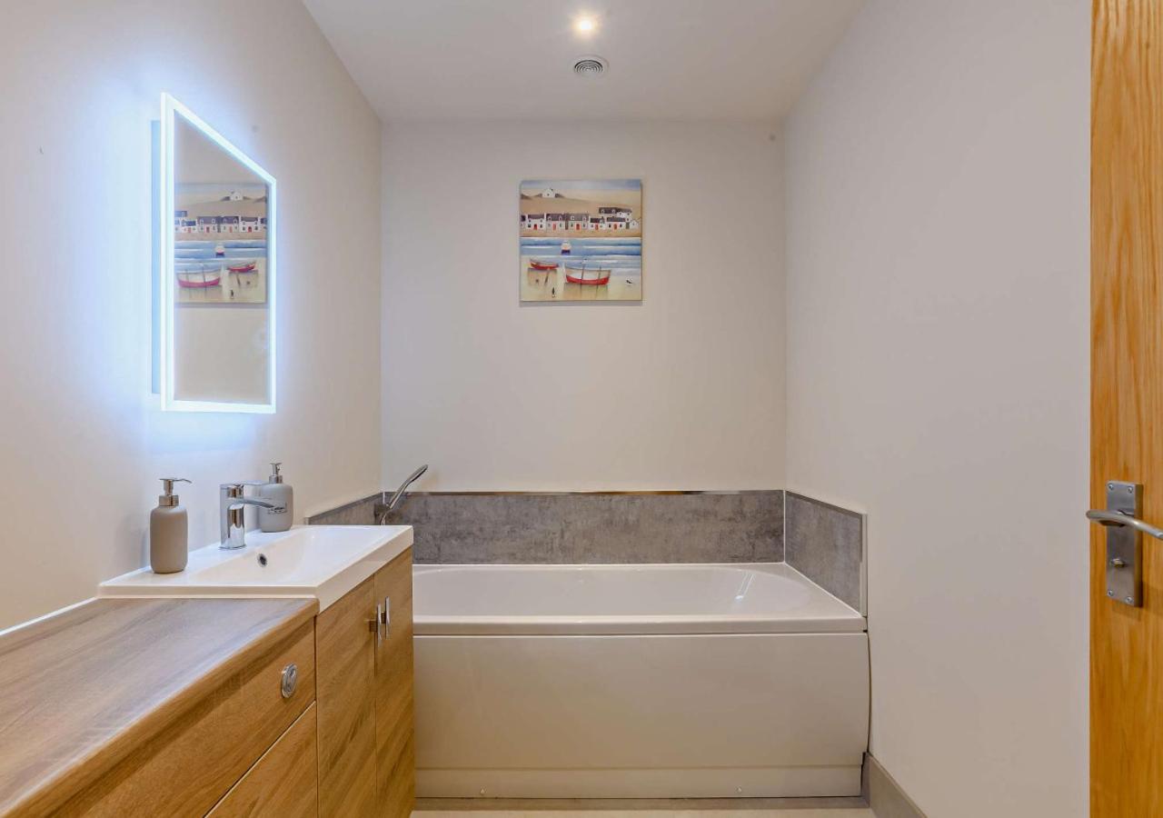 10 Bed in Barsham oc-rrest