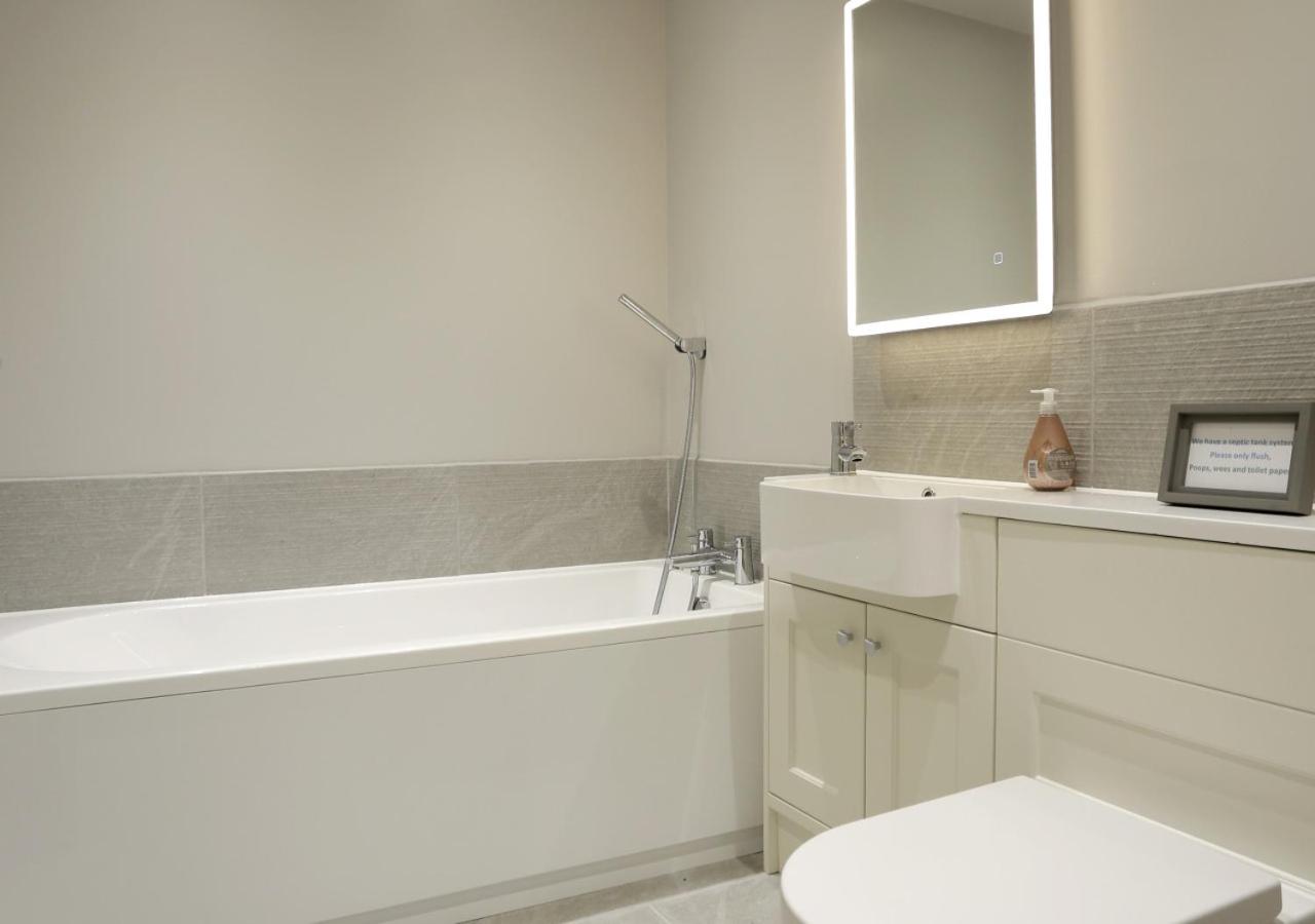 10 Bed in Barsham oc-rrest