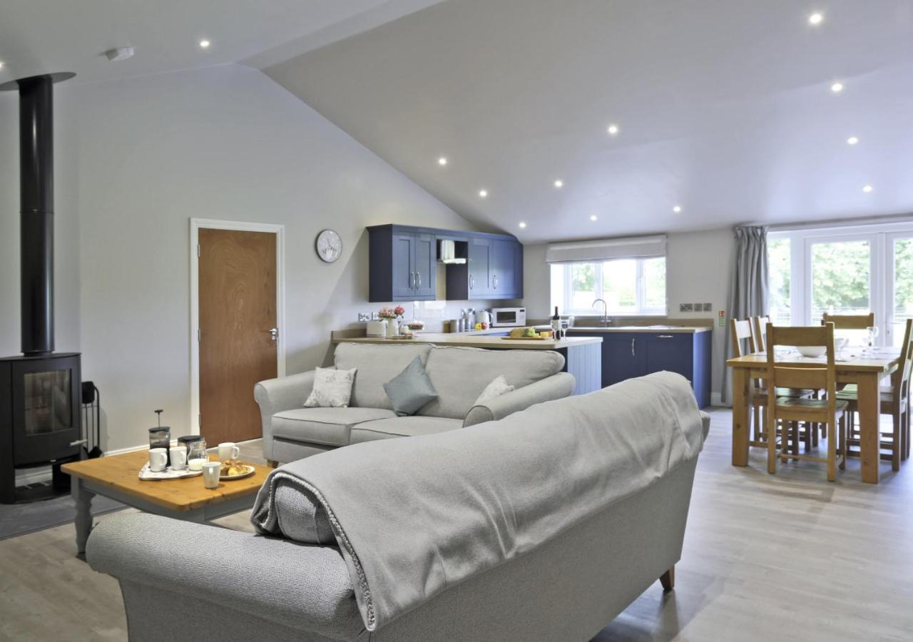 10 Bed in Barsham oc-rrest