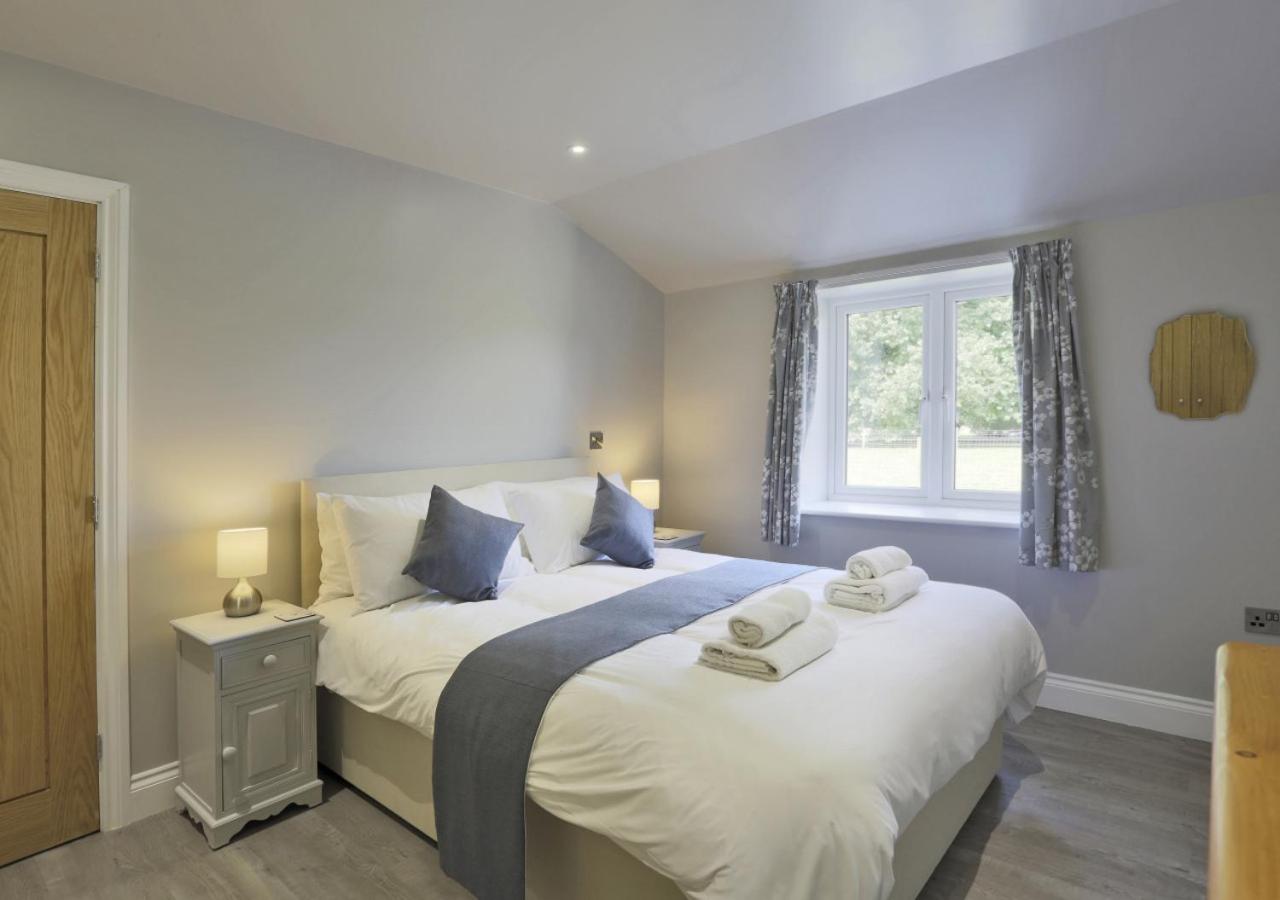 10 Bed in Barsham oc-rrest