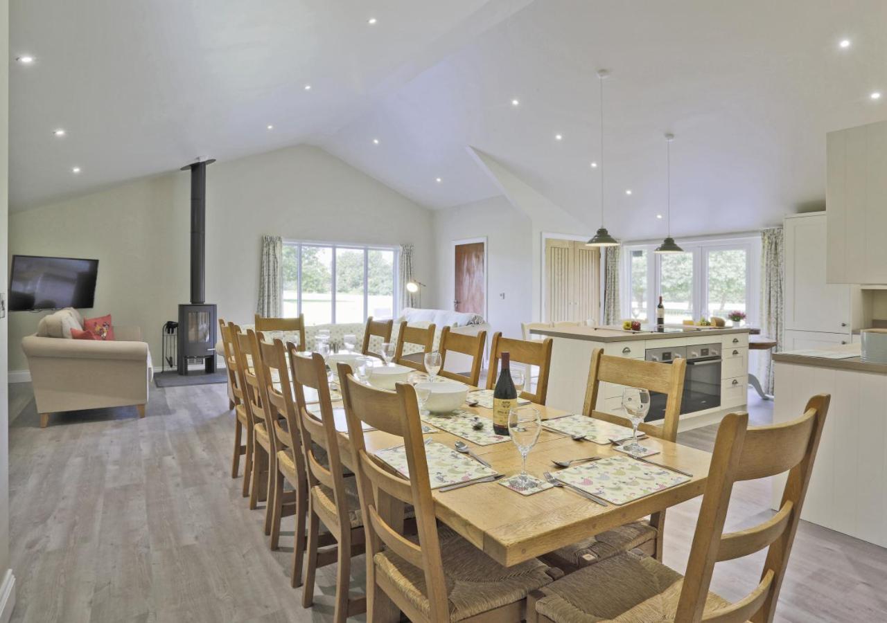 10 Bed in Barsham oc-rrest