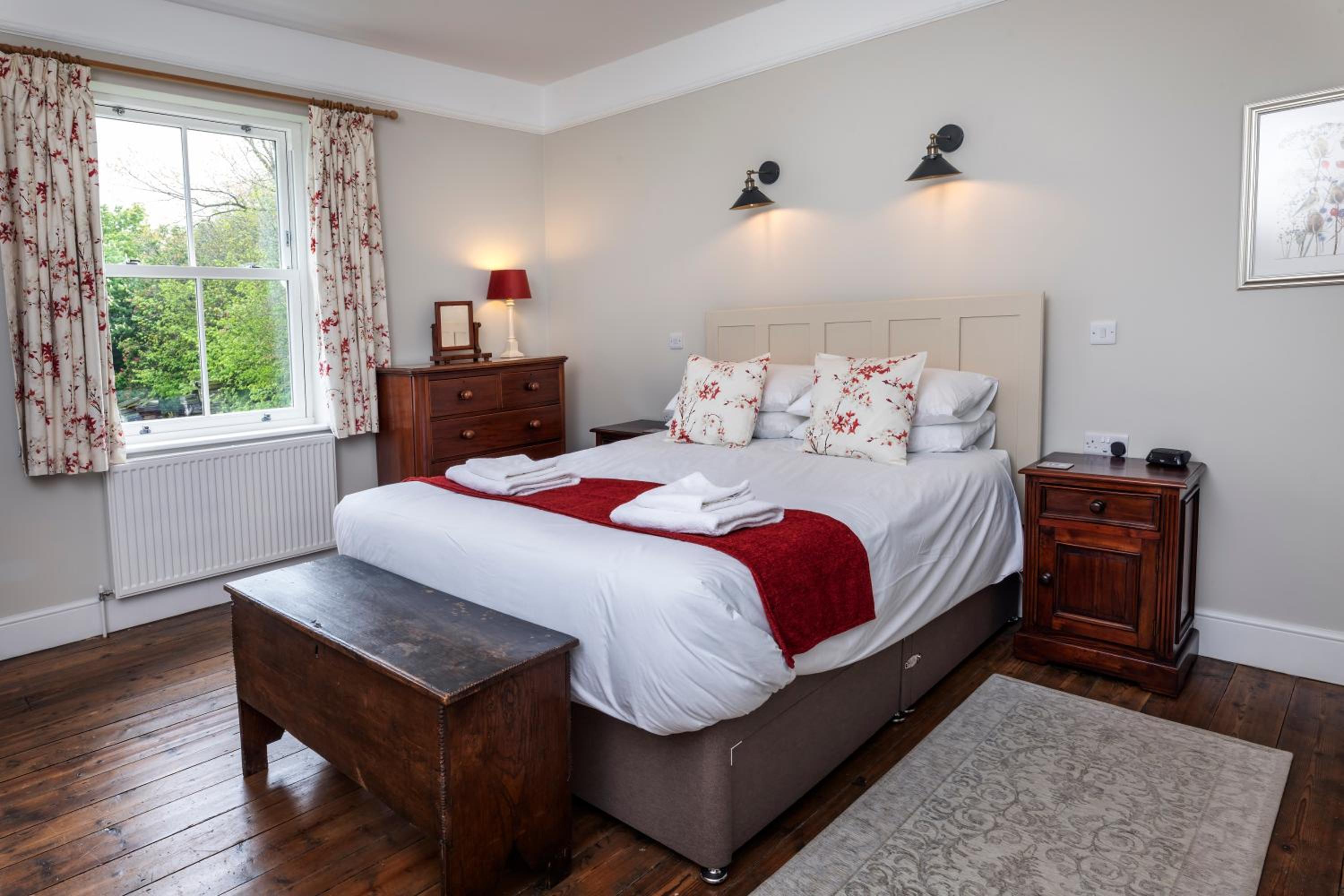 The Old Farmhouse at Roughs Farm Retreats view 4