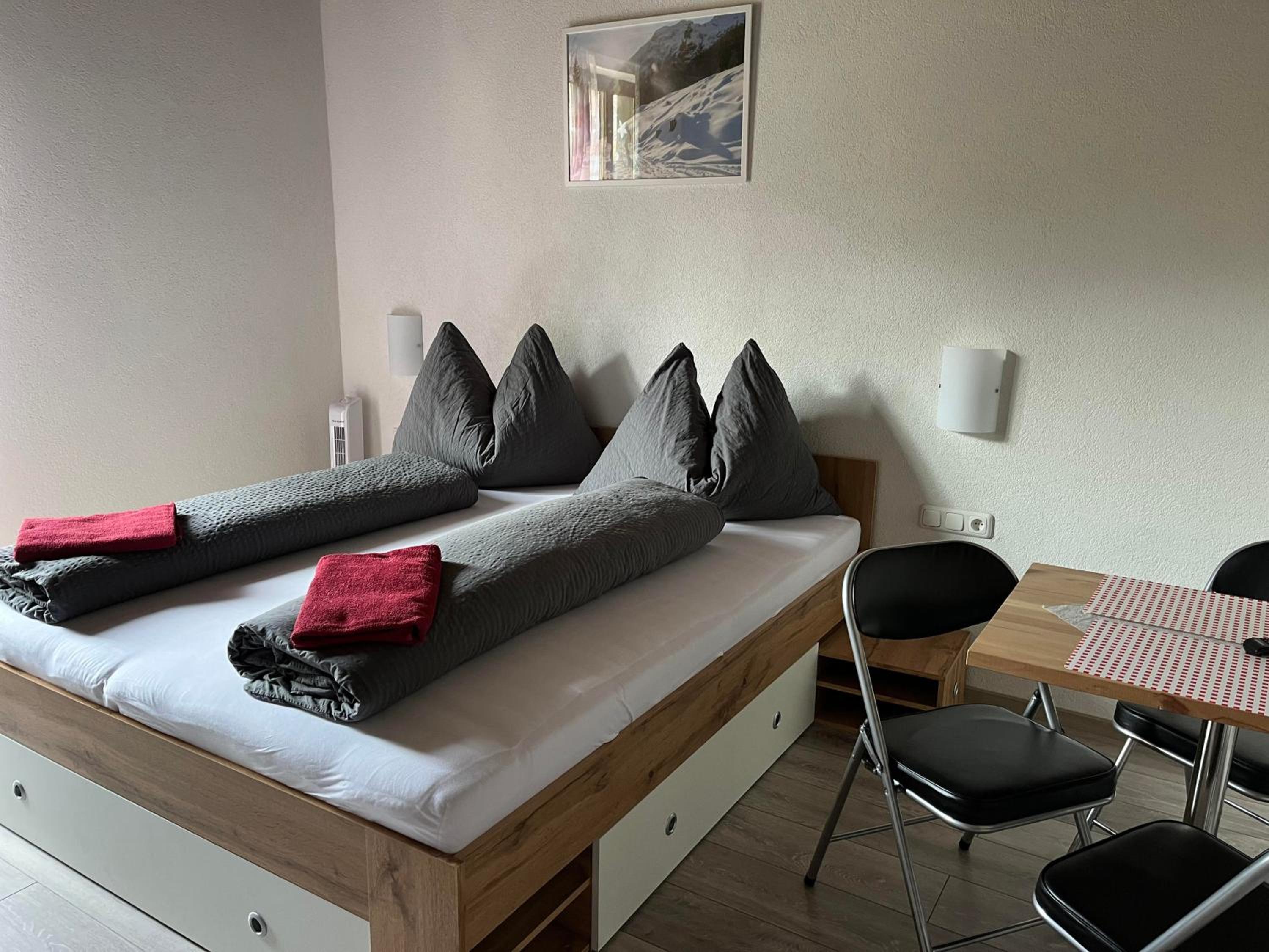 Pension Steiner, 6143 Matrei am Brenner!!Check-in between 15 - 21 o'clock!! No breakfast