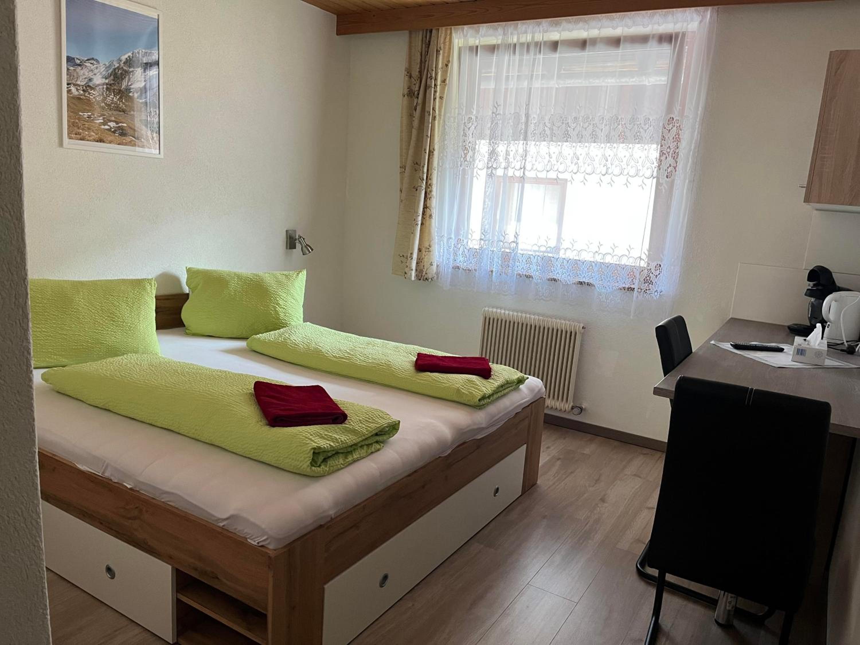 Pension Steiner, 6143 Matrei am Brenner!!Check-in between 15 - 21 o'clock!! No breakfast