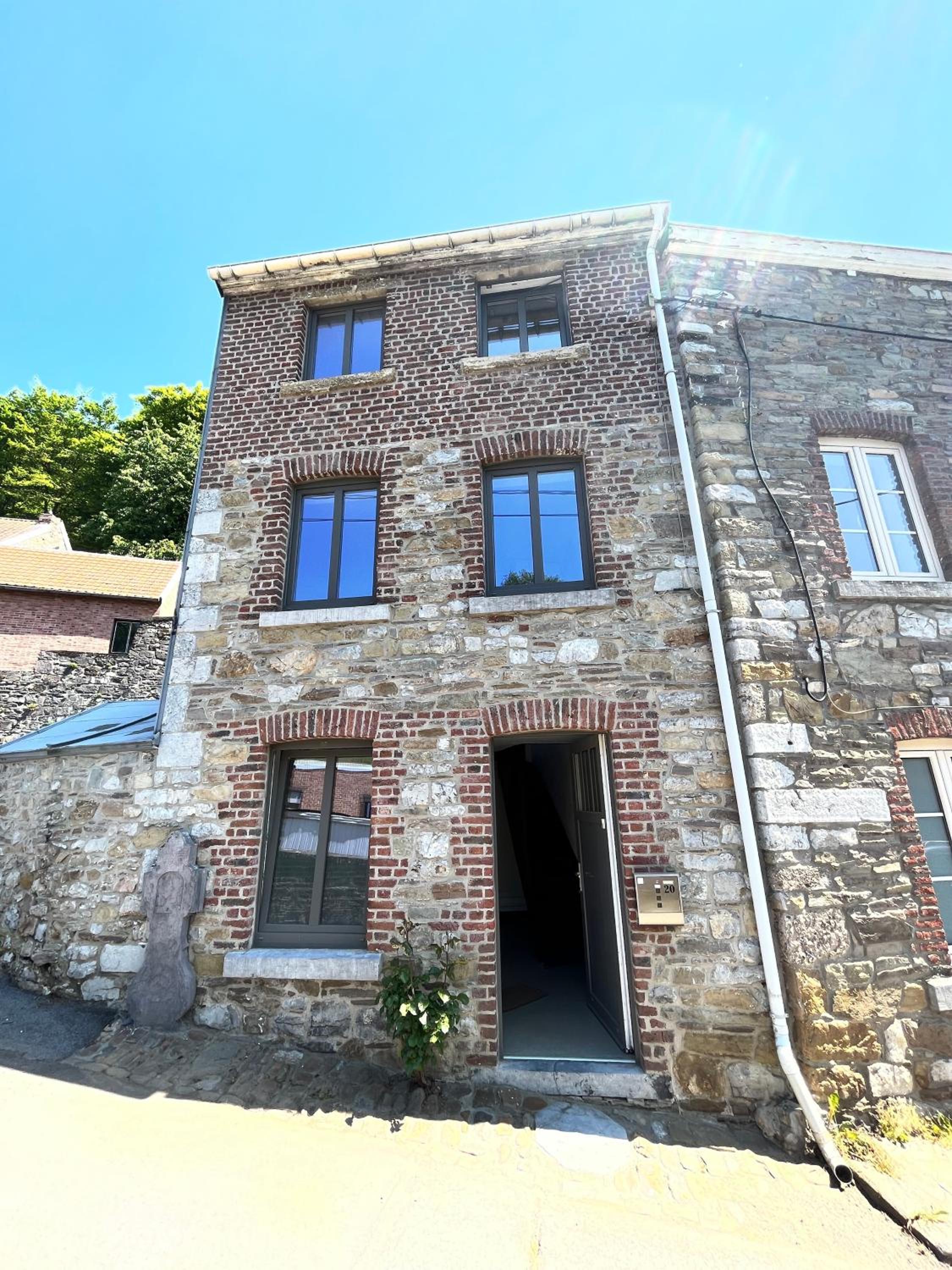 Charmante petite maison à Olne