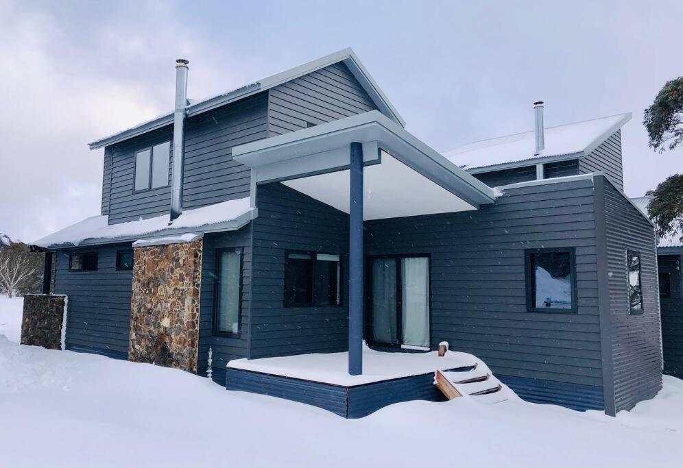 Brand New Chalet - Fox Hollow