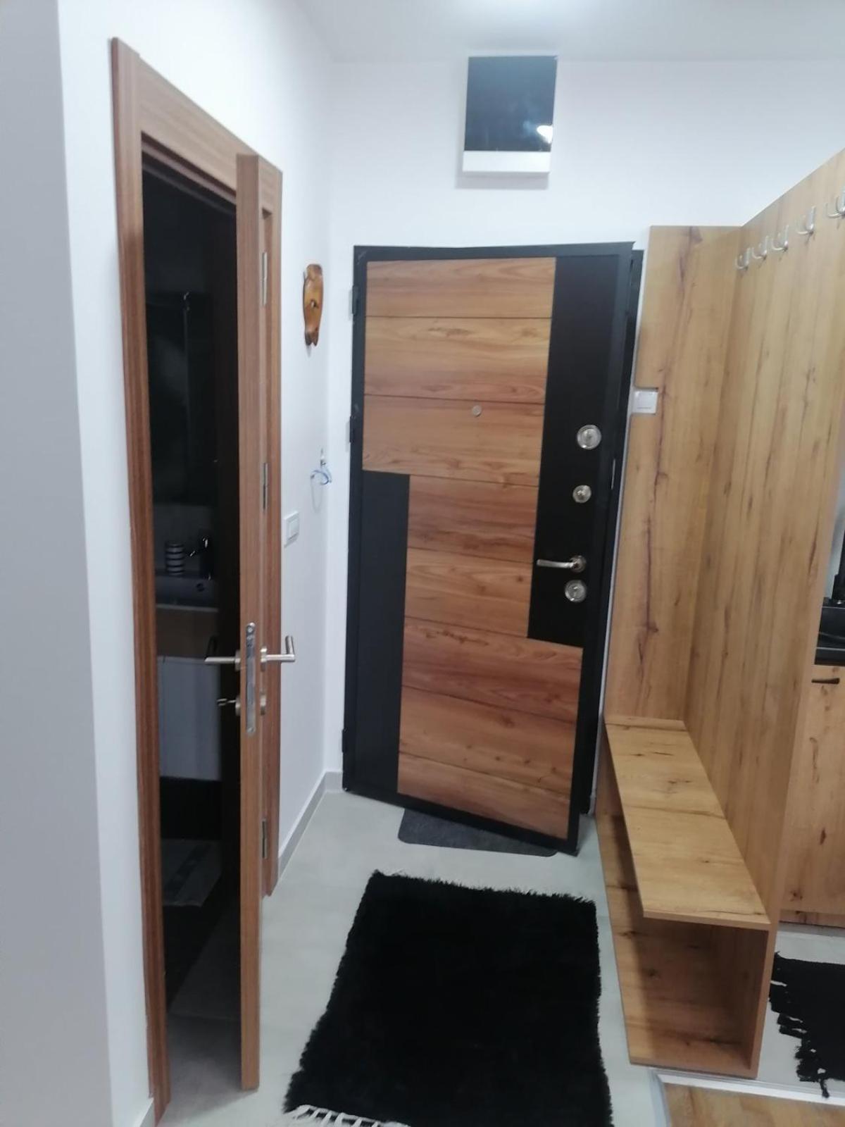 DIAMOND APARTMENT LUX