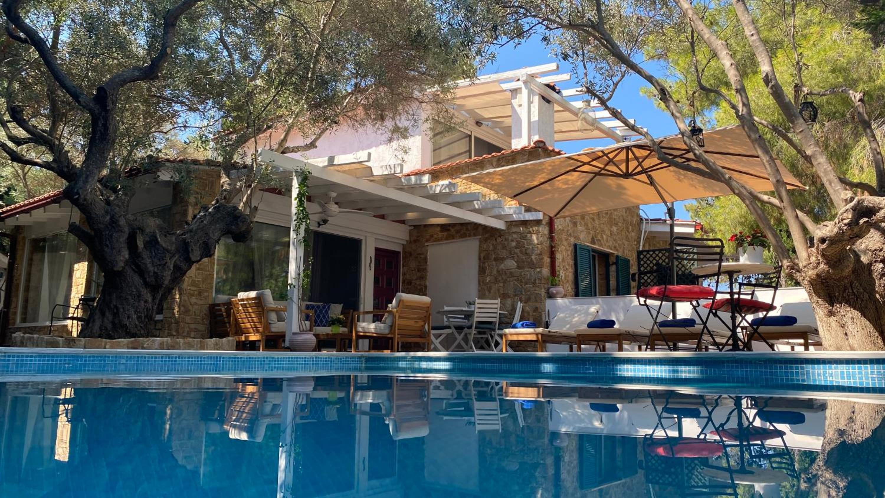 Hotel Villa eco Electra - Image 1