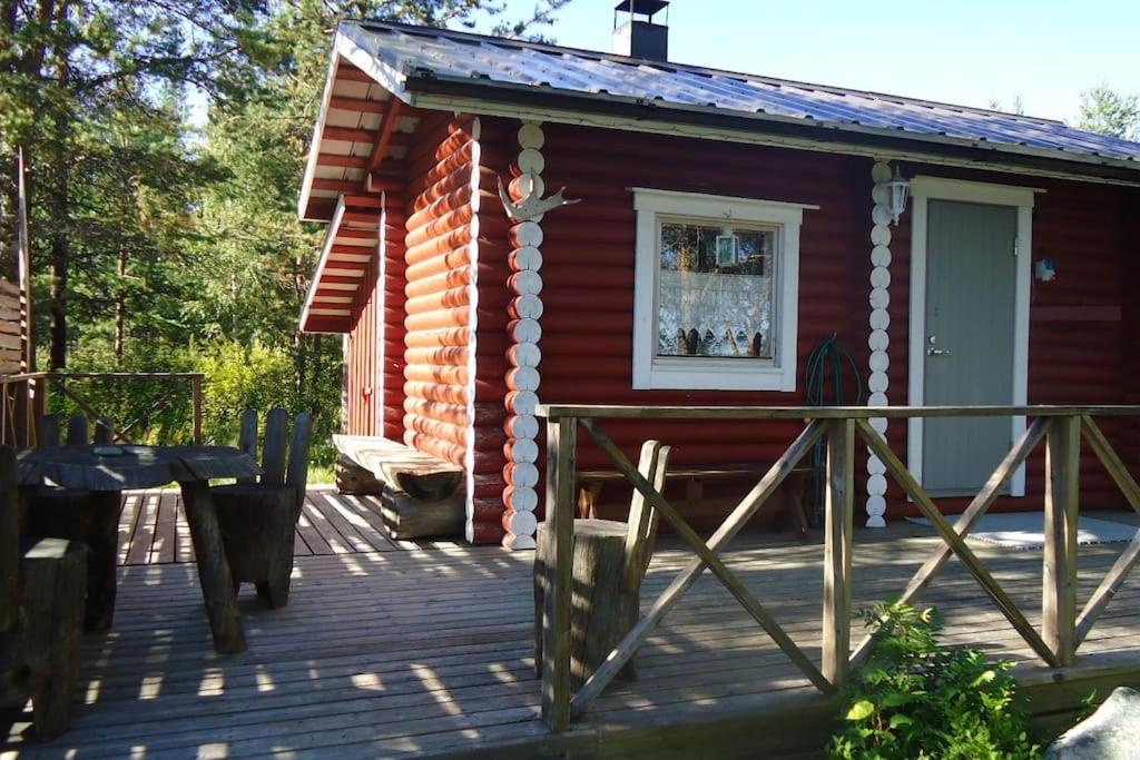 Lysti Cottage by the lake and magical countryside