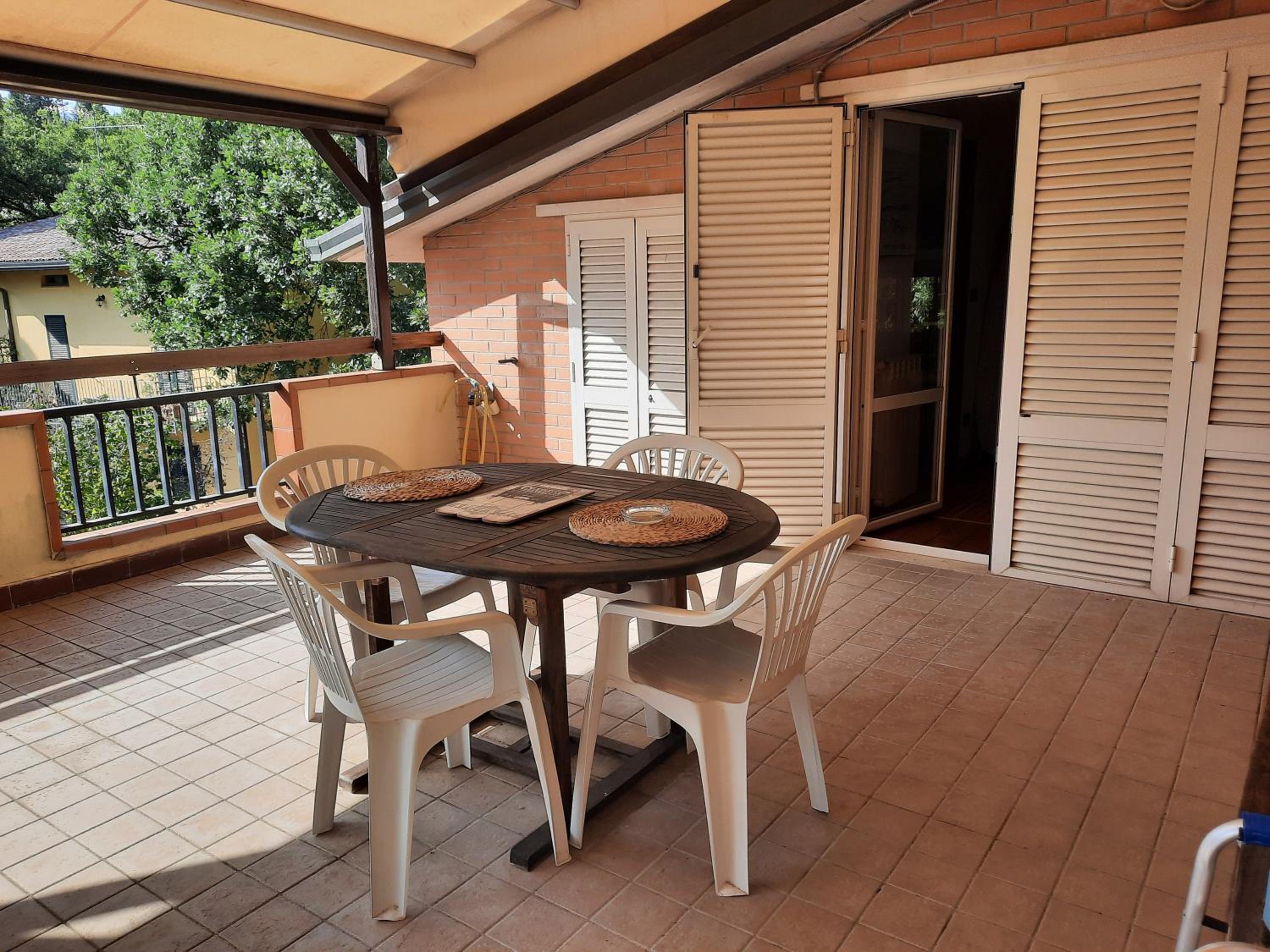 Perugia mansarda in villa view 4