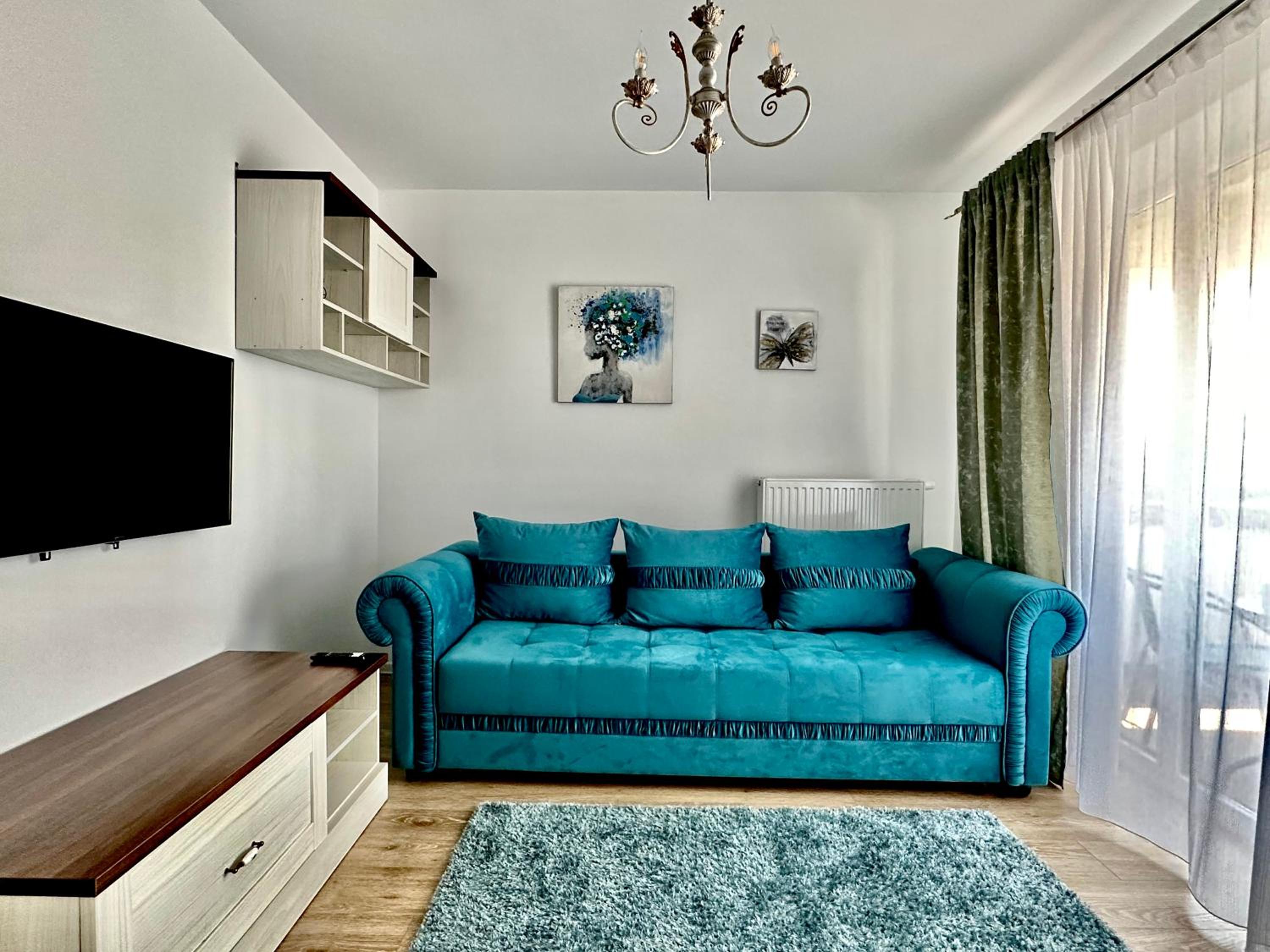 4FriendsCoresiBrasov Blue view 2