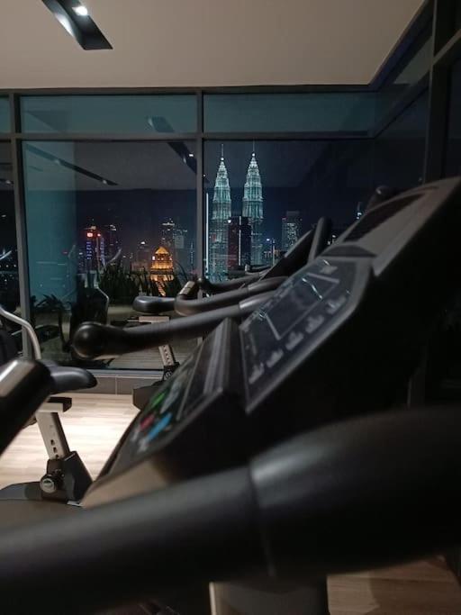 CL 30A Super KL View Infinity Pool KLCC