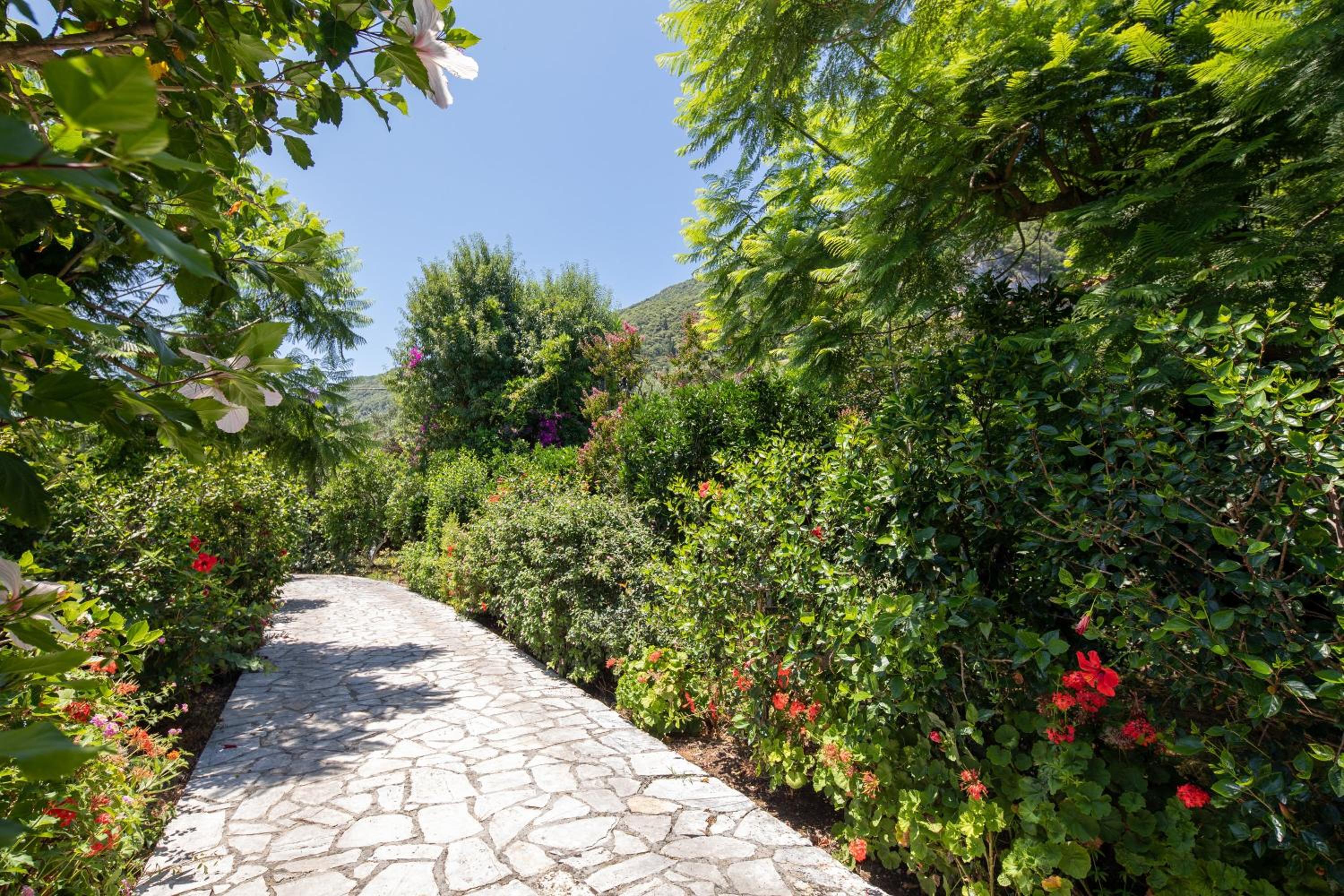 Ionian Garden Villas - Villa Pietra view 4